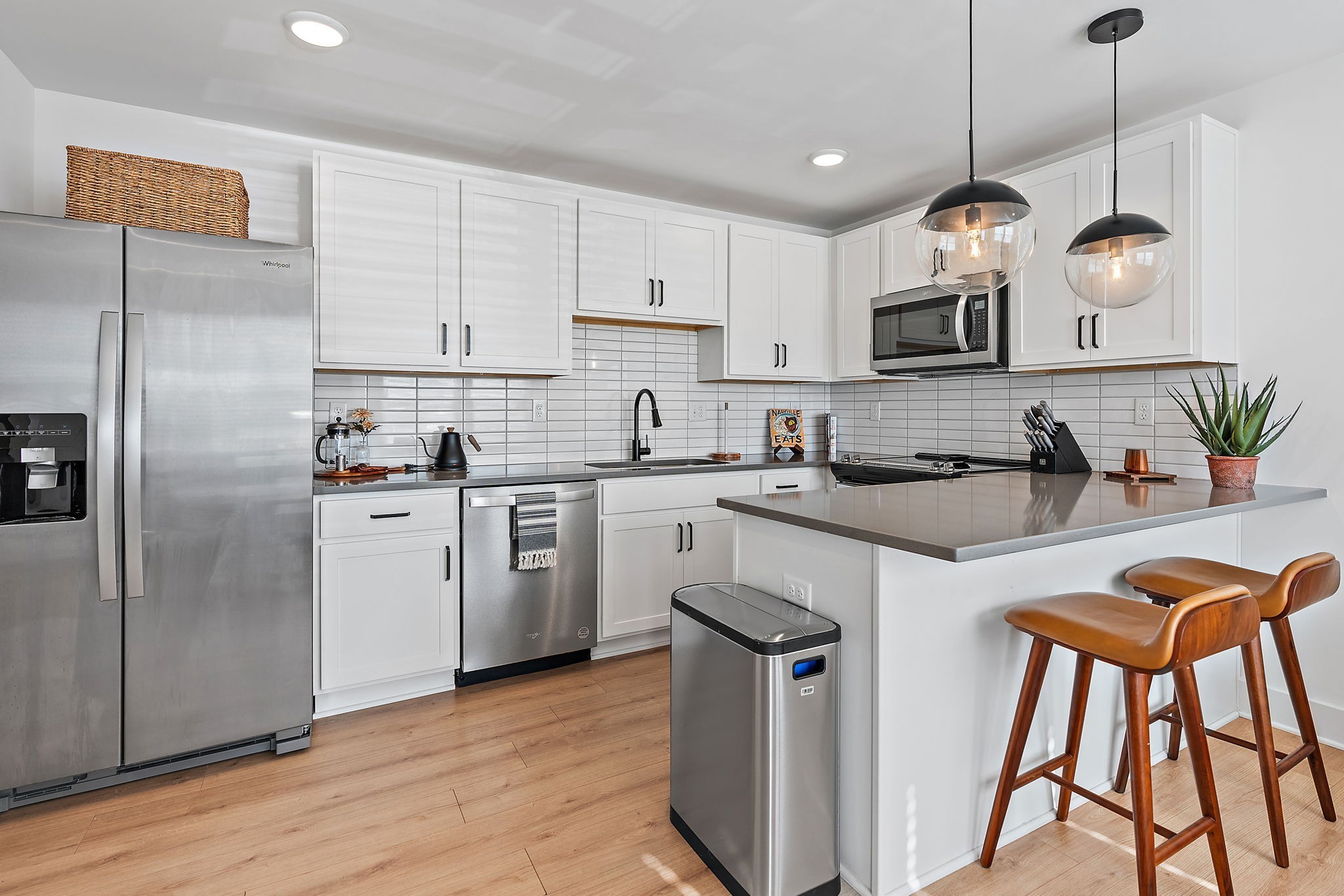 102 Duke St Unit: 8