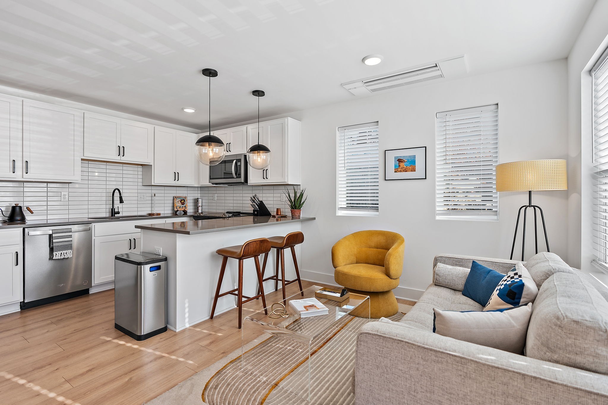 102 Duke St Unit: 8