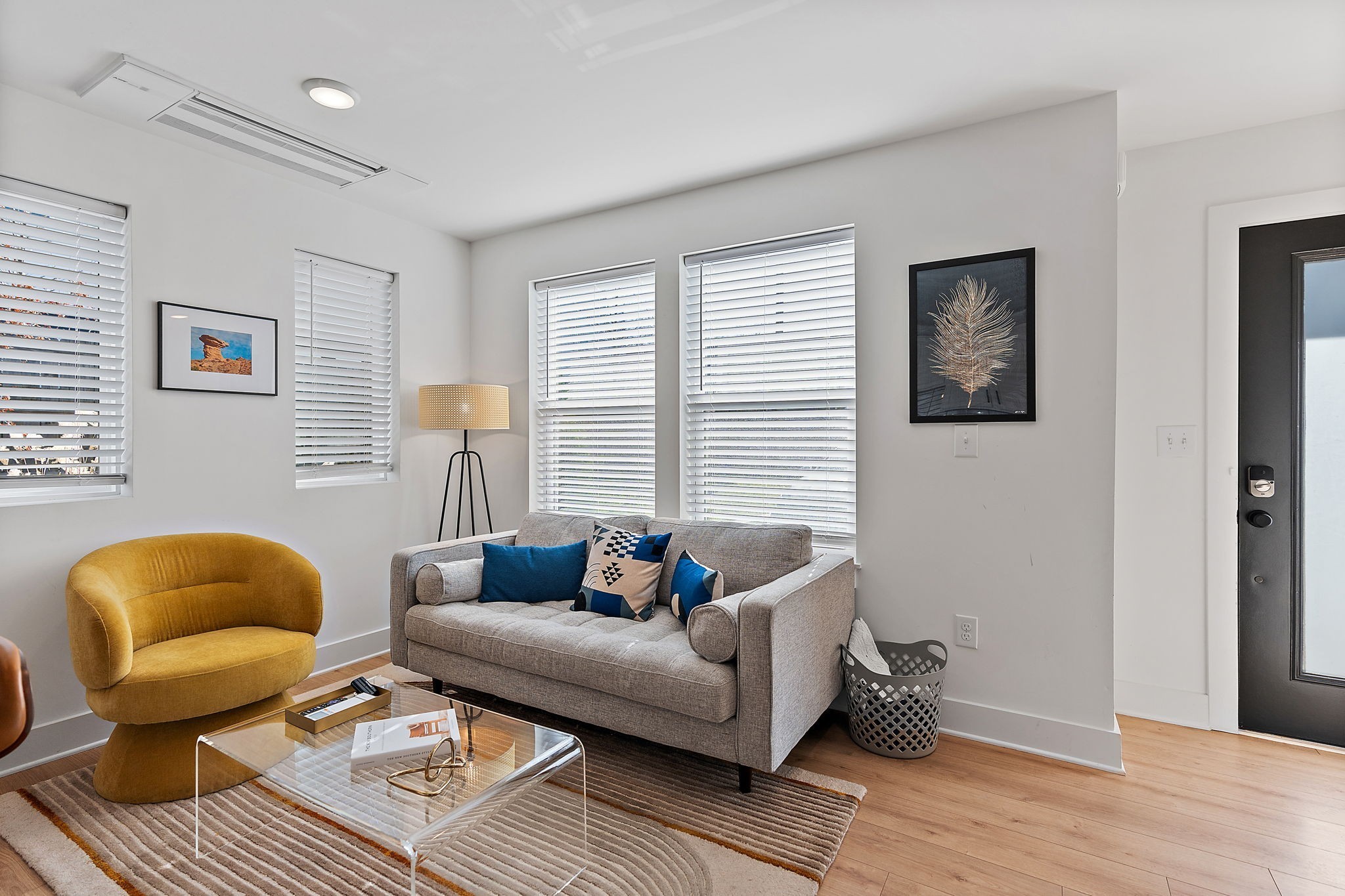 102 Duke St Unit: 8