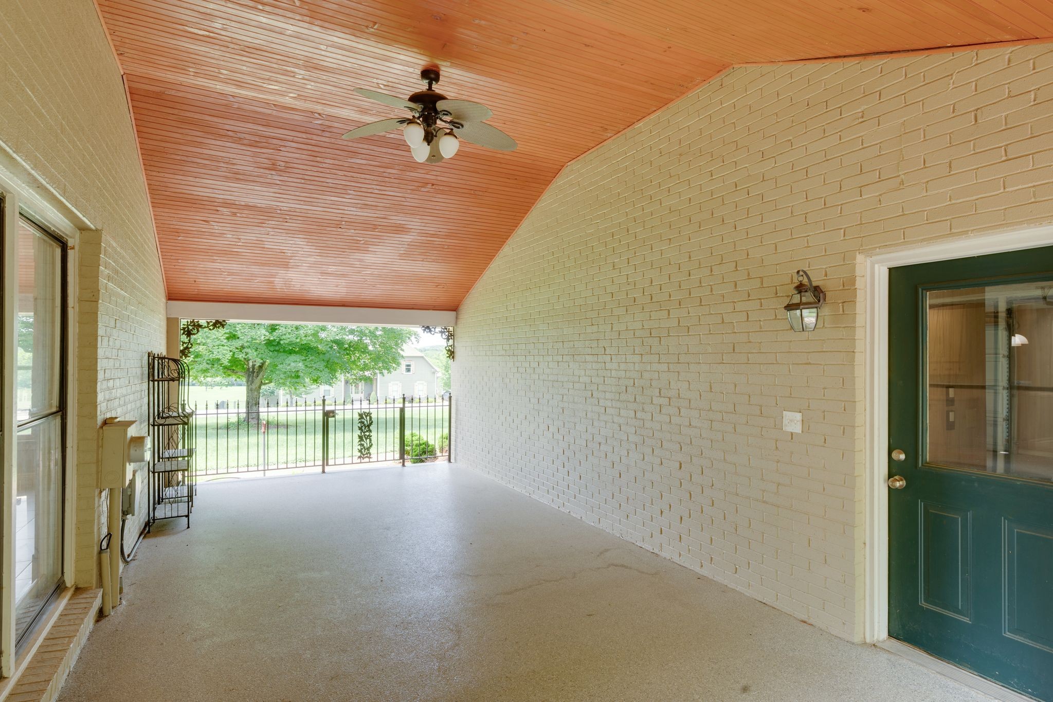 9133 Twelve Corners Rd