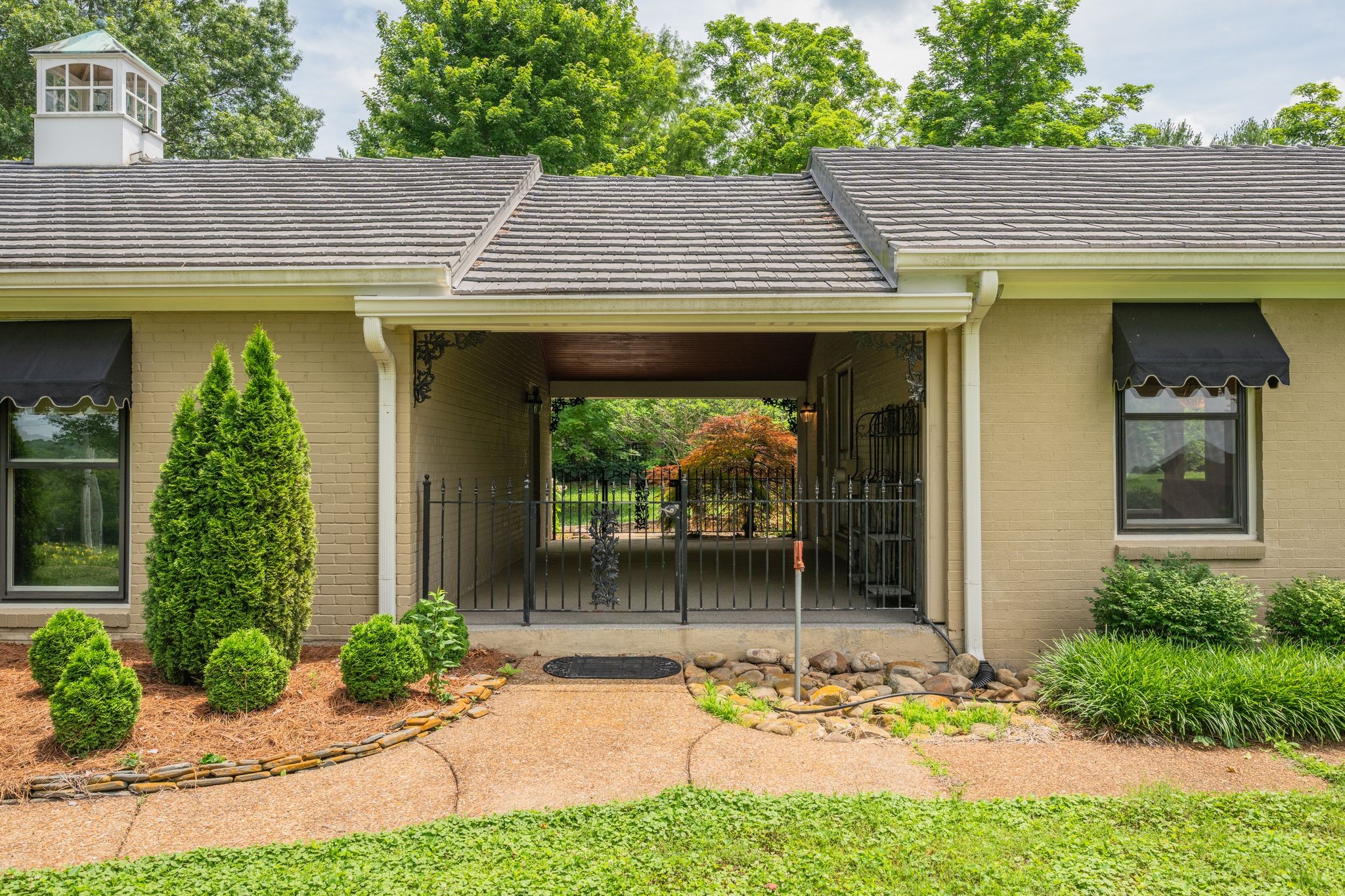 9133 Twelve Corners Rd