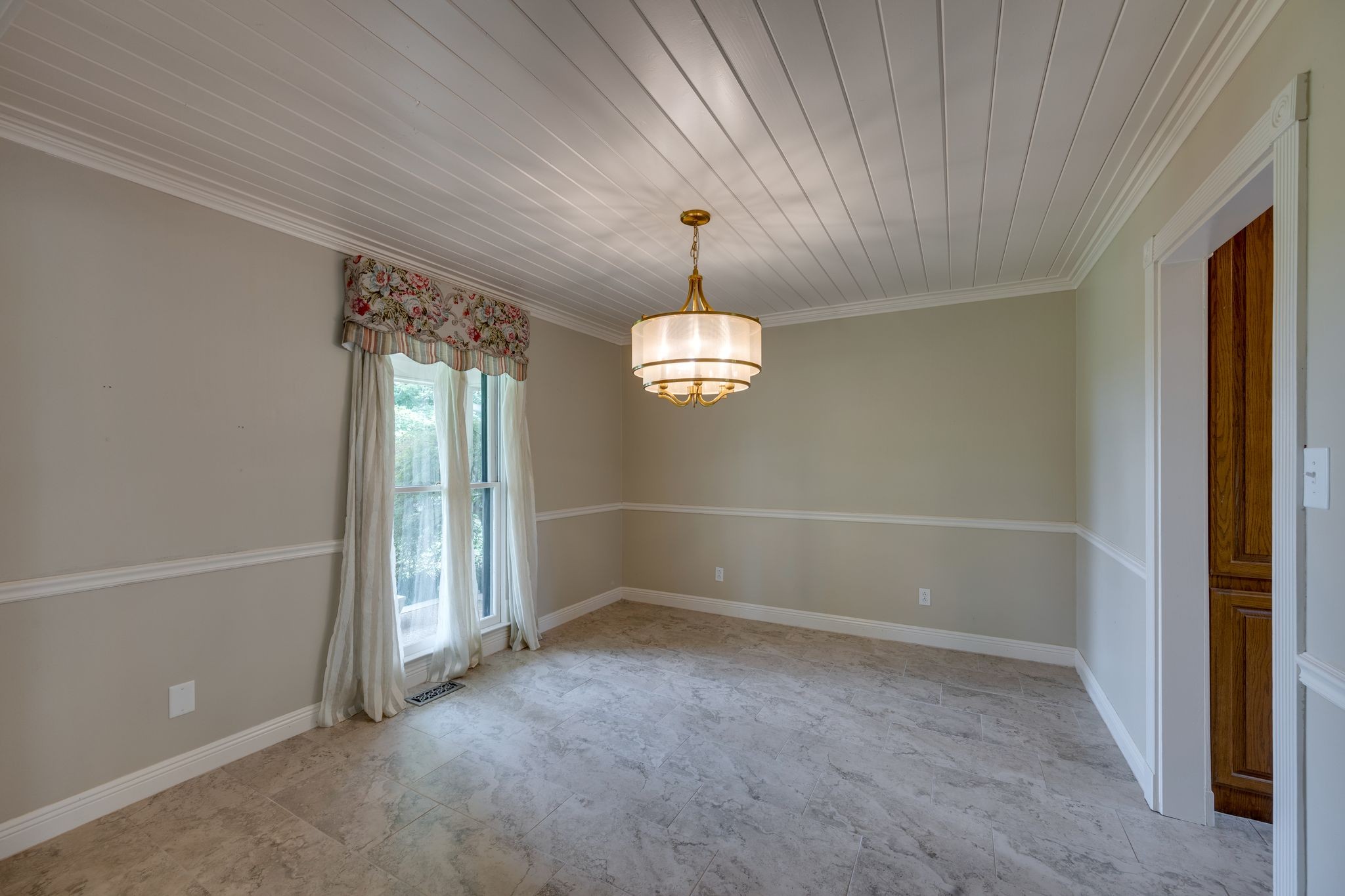 9133 Twelve Corners Rd