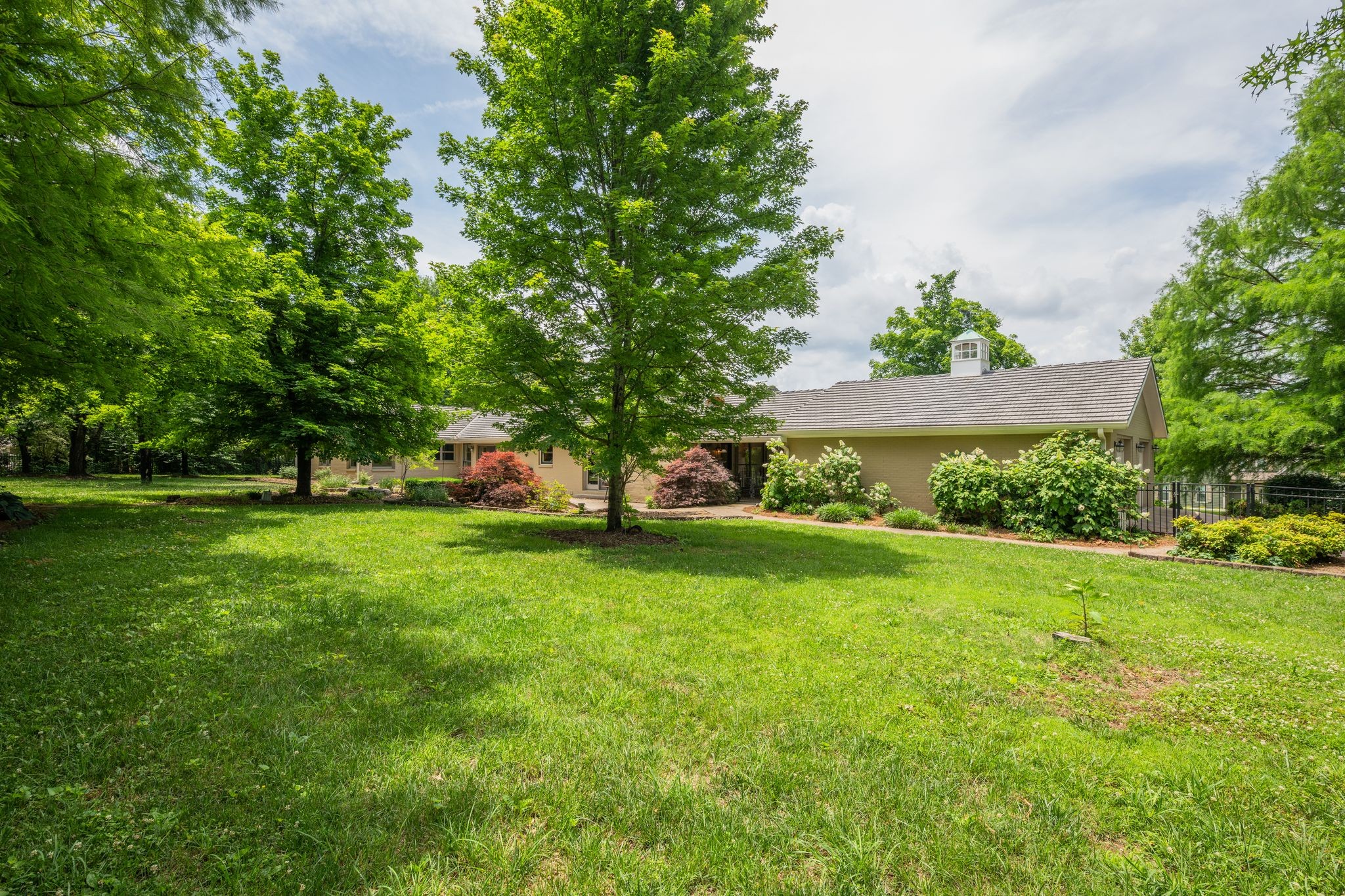 9133 Twelve Corners Rd