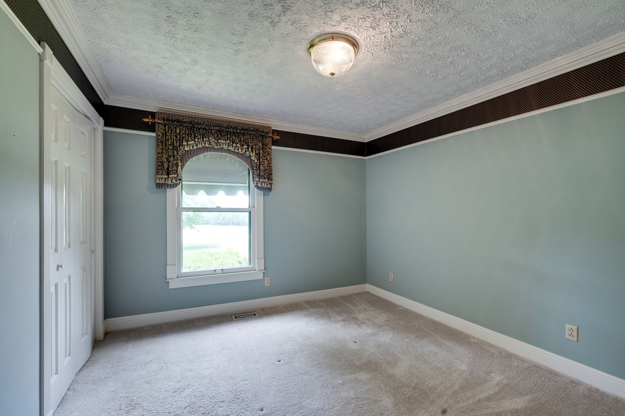 9133 Twelve Corners Rd