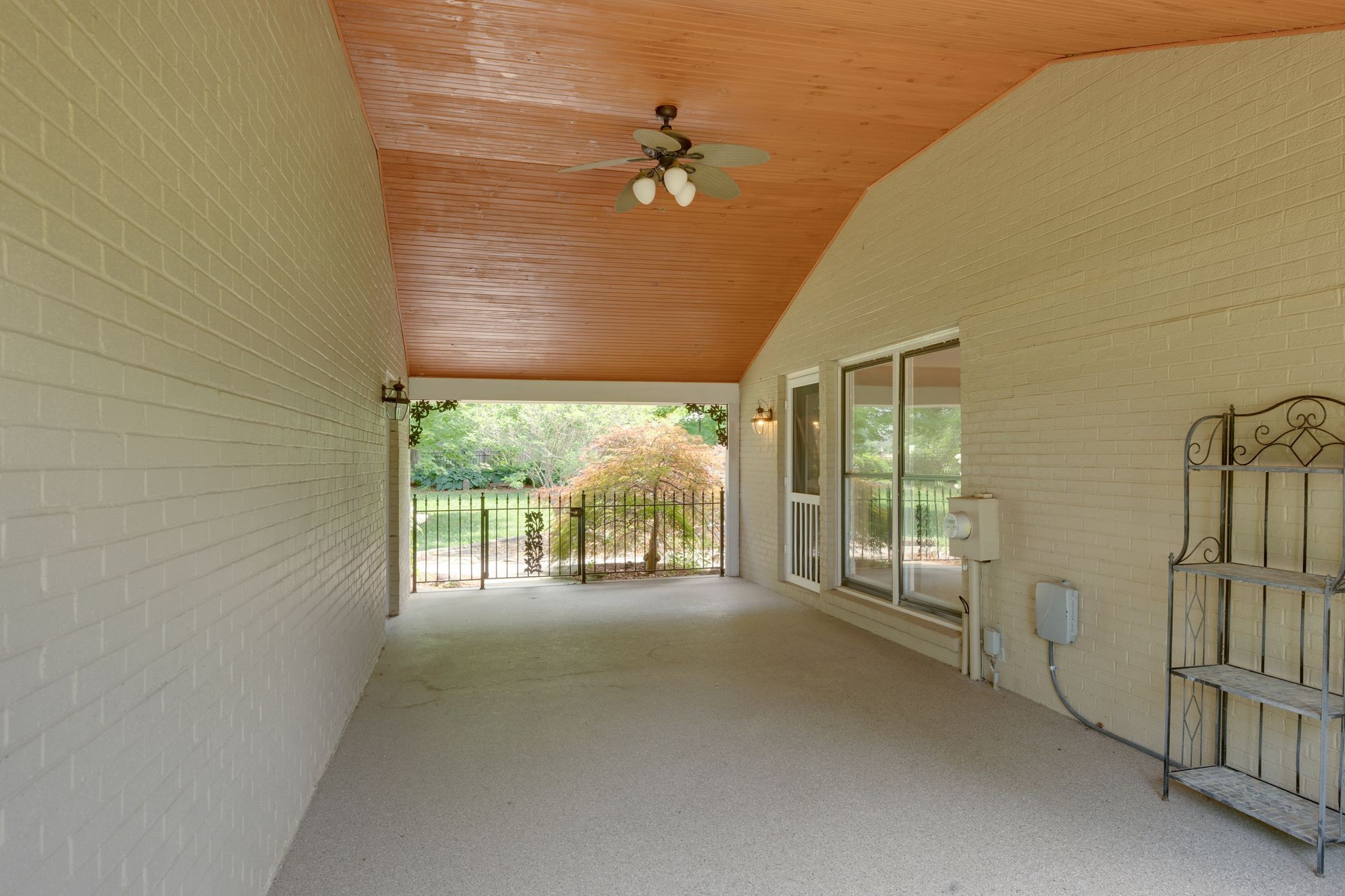9133 Twelve Corners Rd