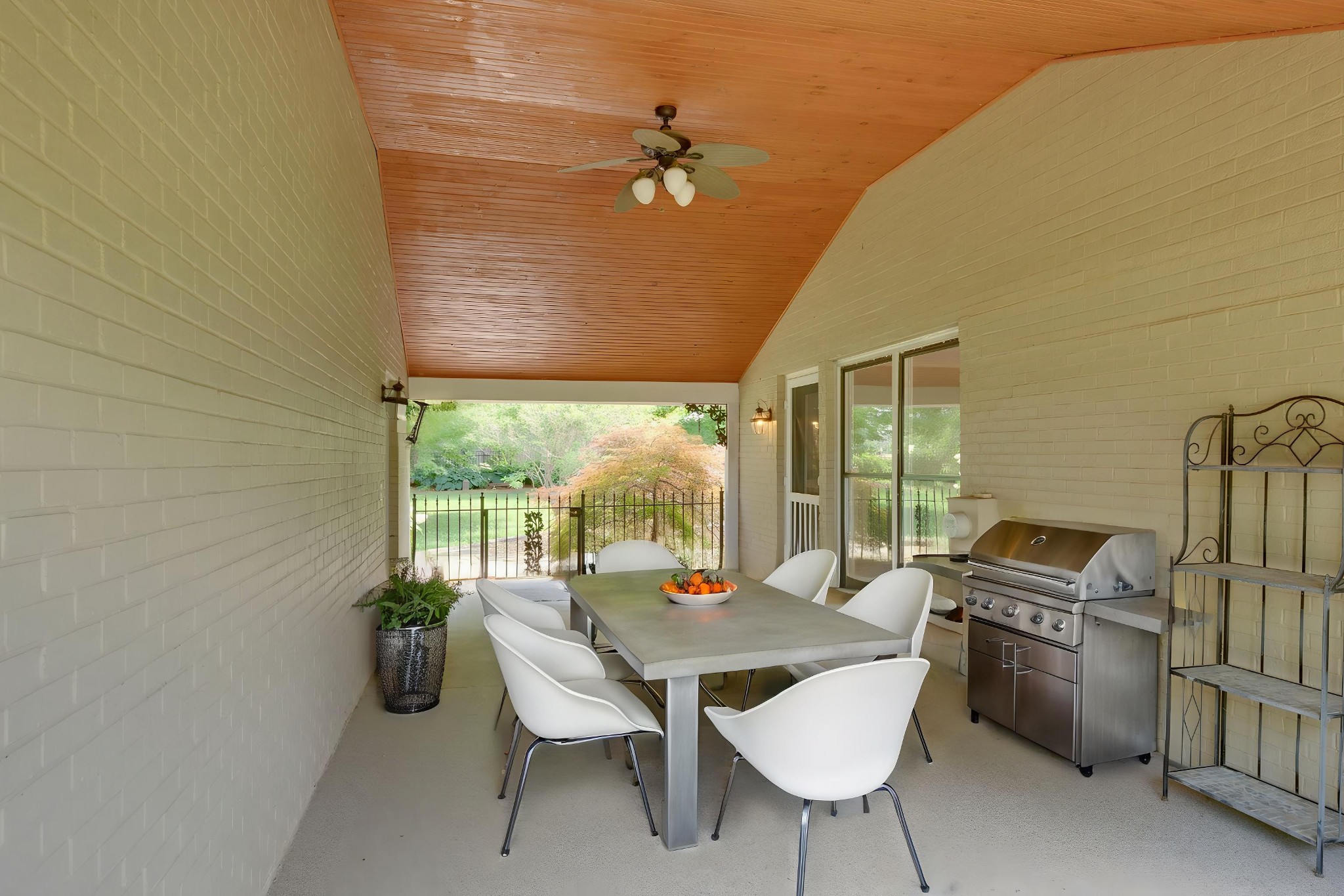 9133 Twelve Corners Rd
