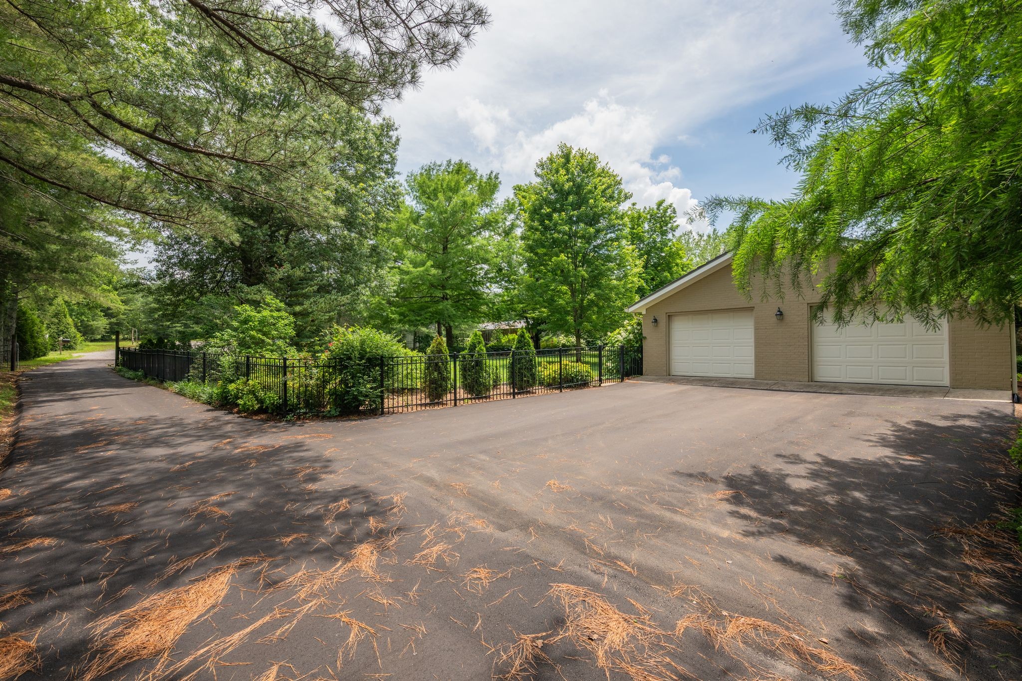 9133 Twelve Corners Rd