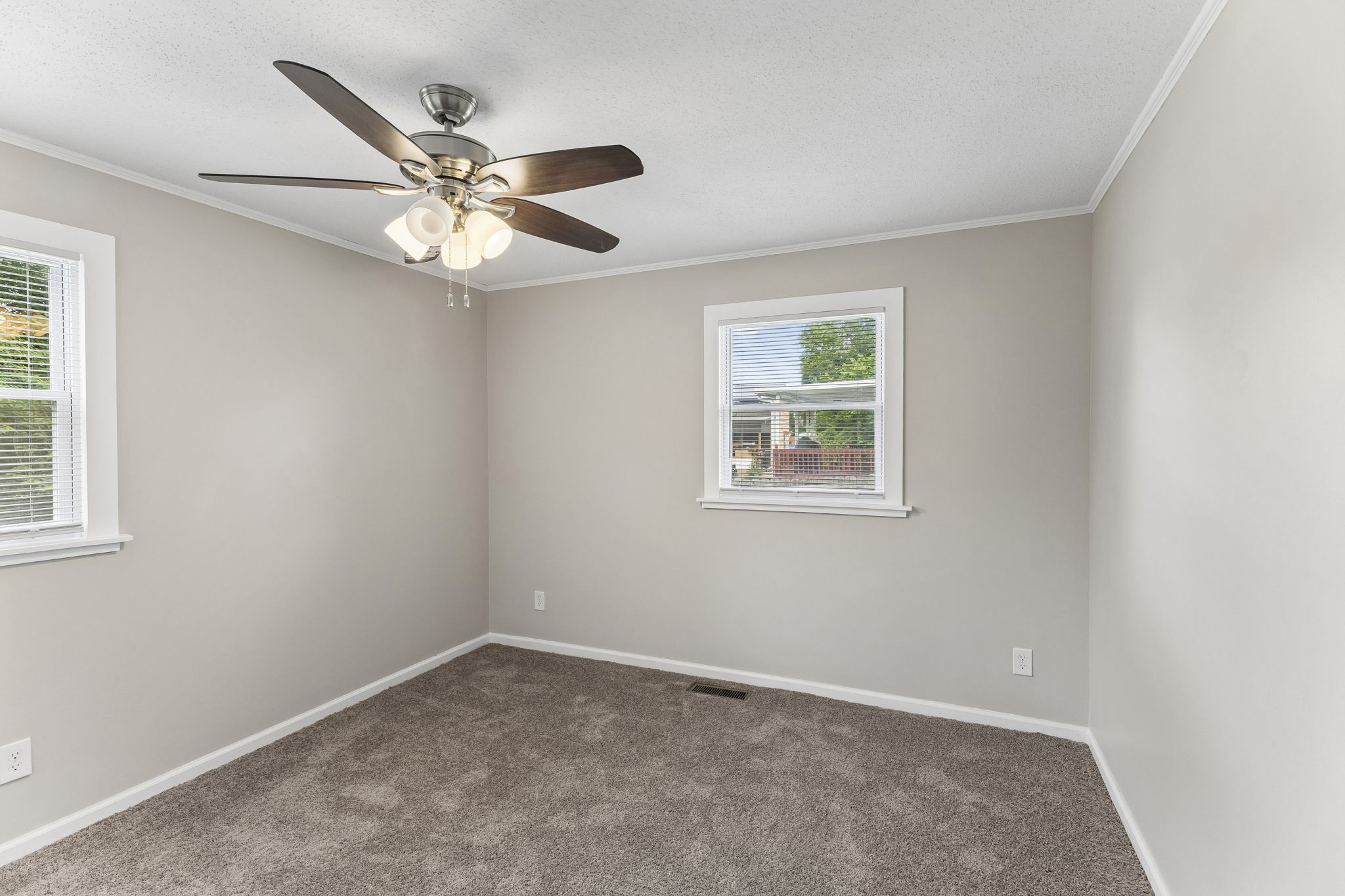 106 Jordan Ave