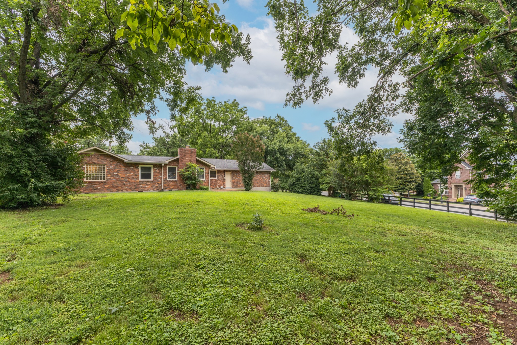 443 Oakley Dr