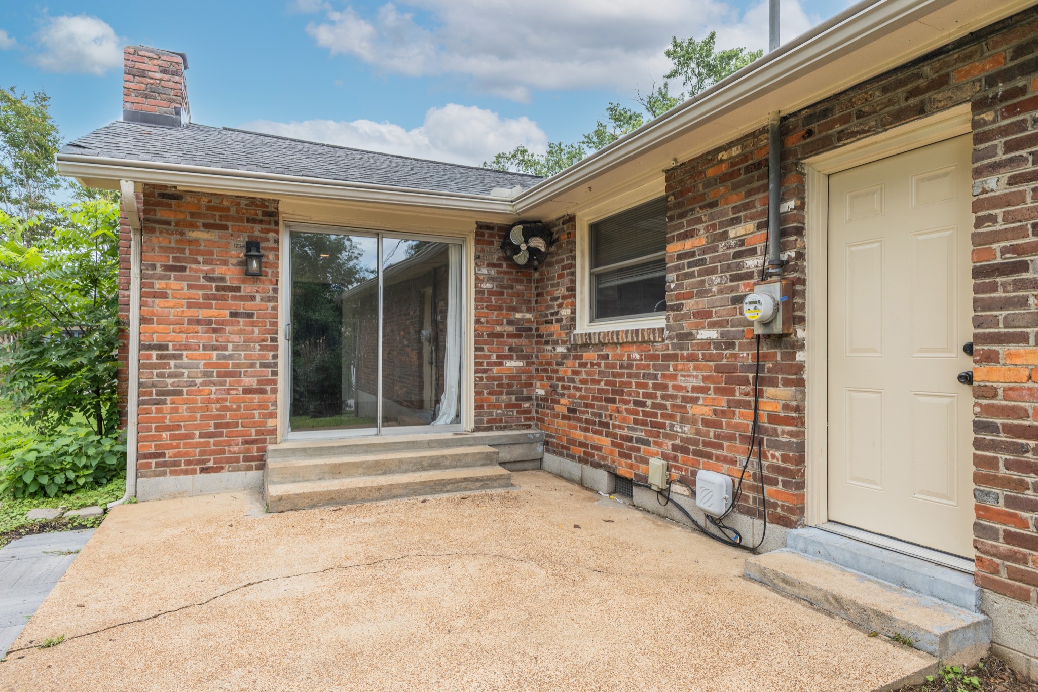 443 Oakley Dr
