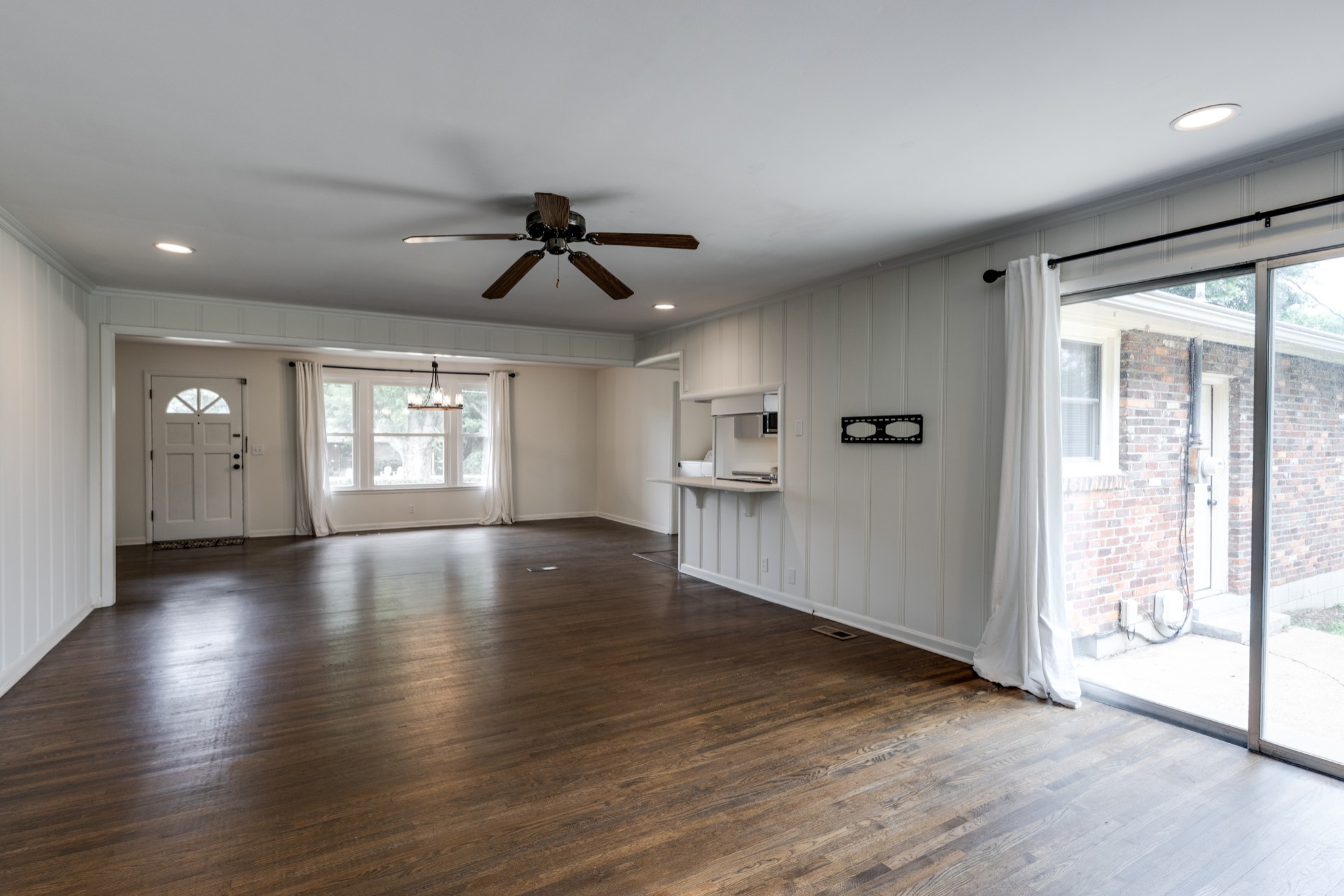 443 Oakley Dr