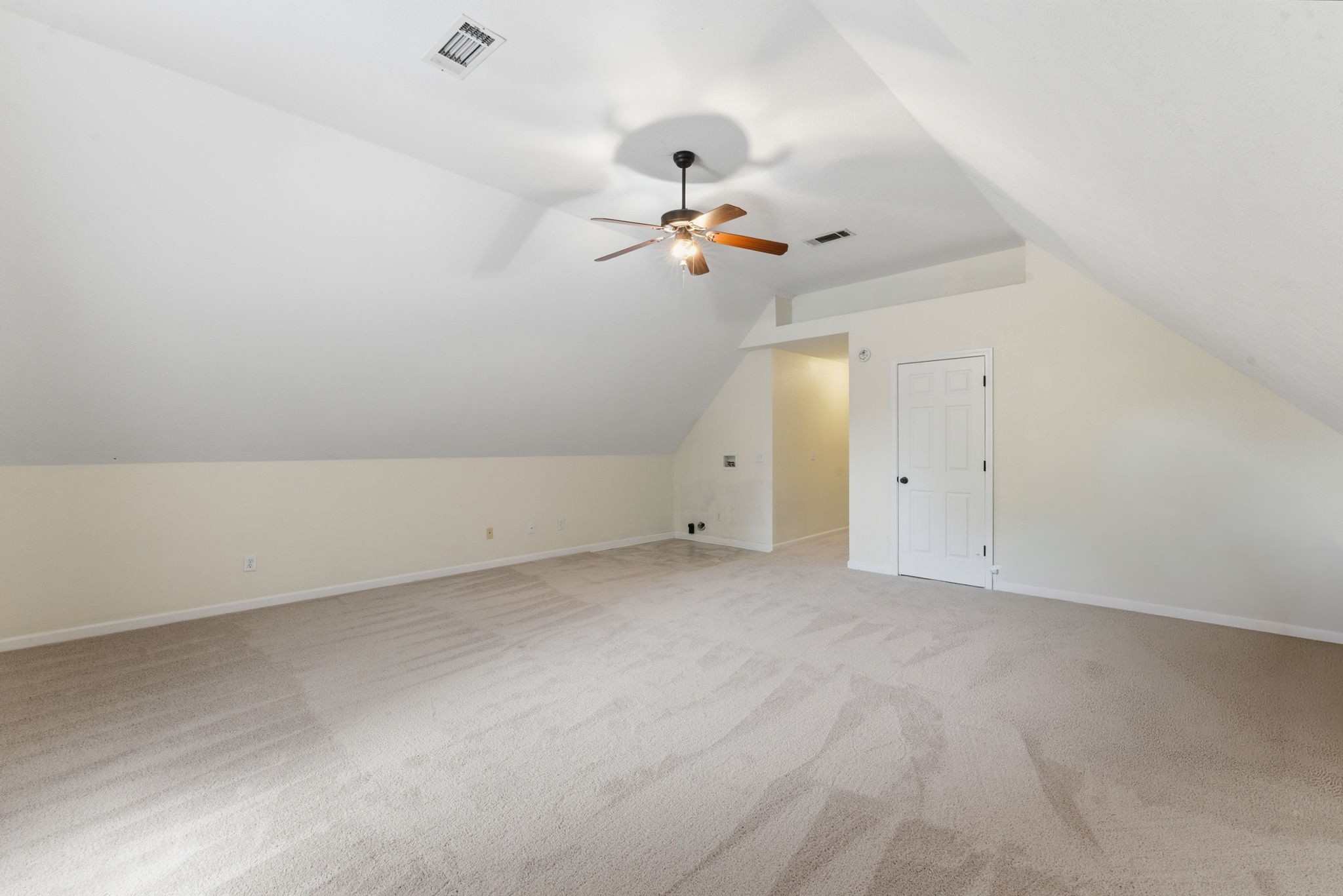 942 Lavergne Ln