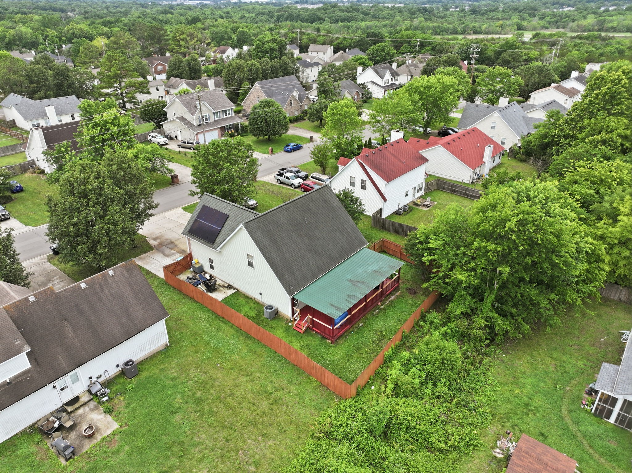 942 Lavergne Ln