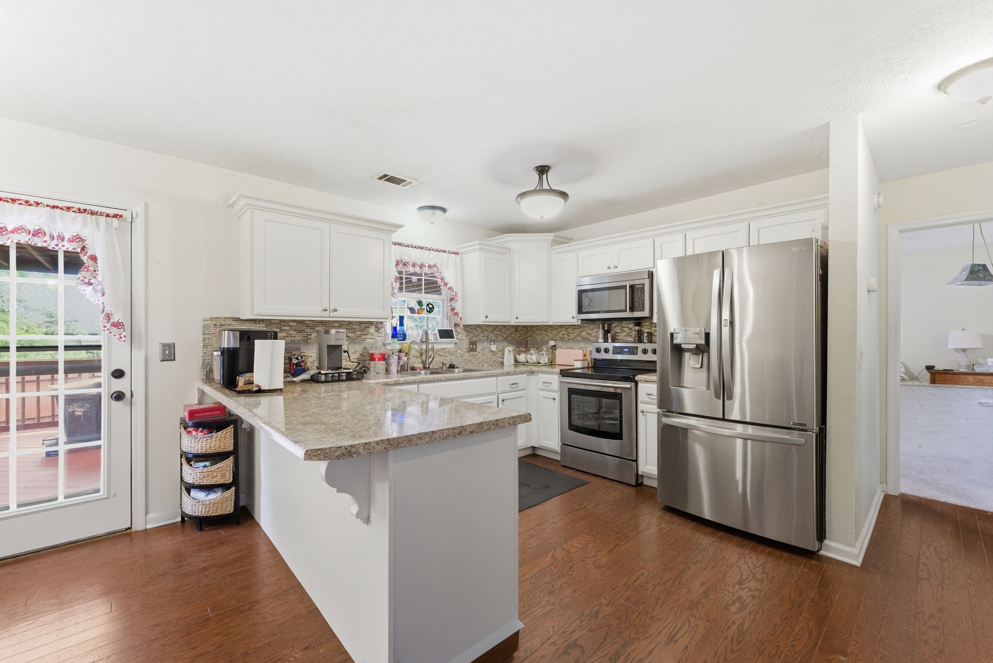 942 Lavergne Ln