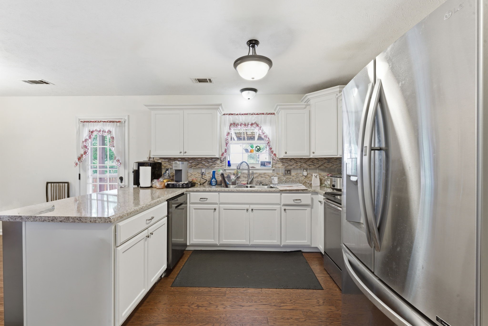 942 Lavergne Ln