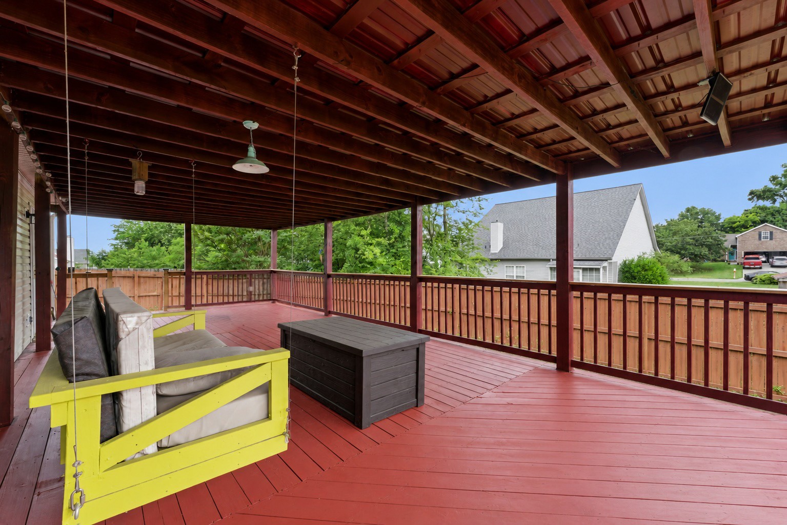 942 Lavergne Ln