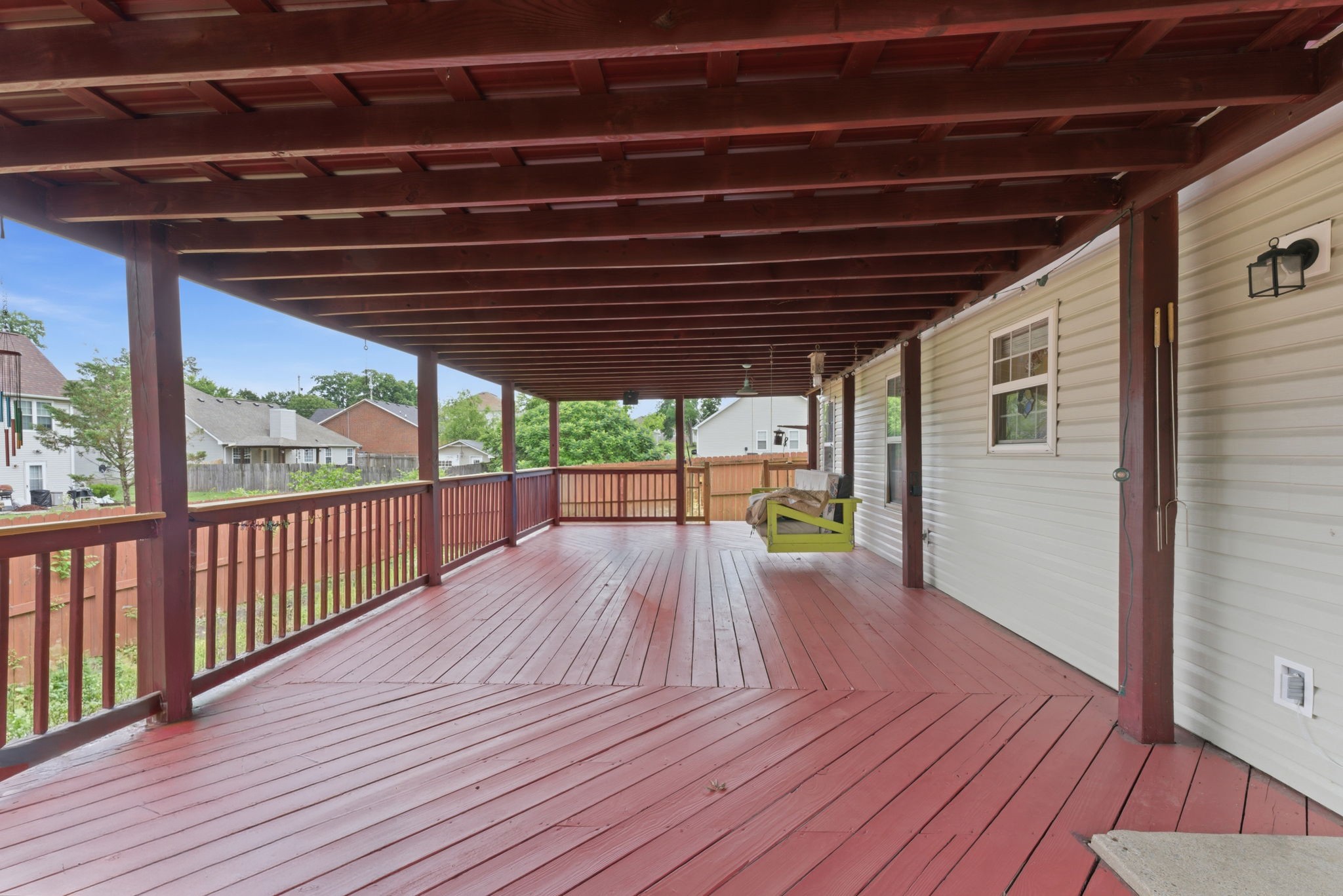 942 Lavergne Ln