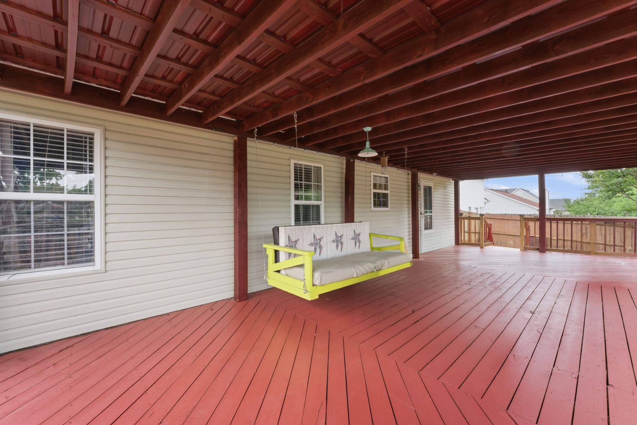 942 Lavergne Ln