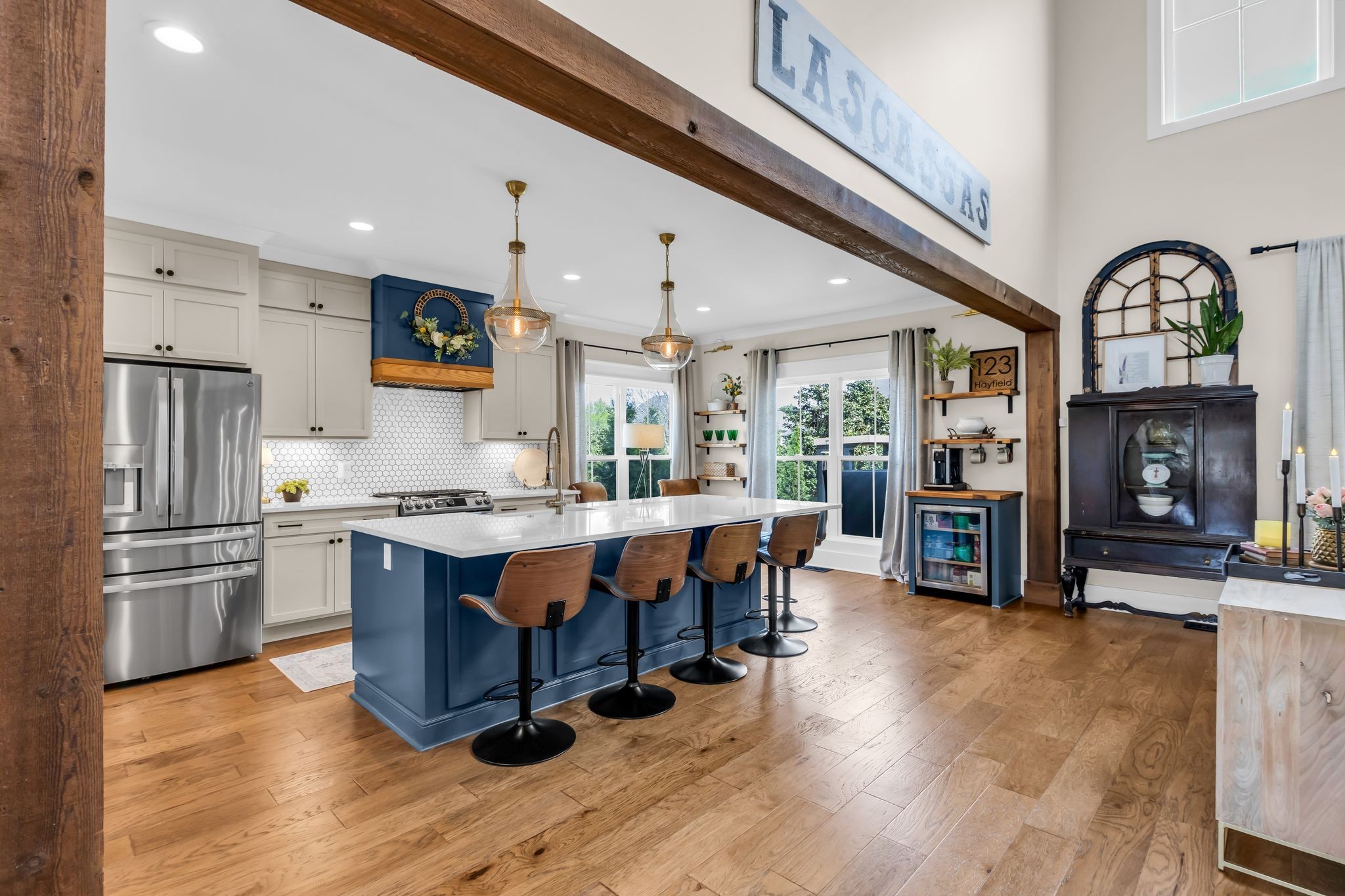 123 Hayfield Ct