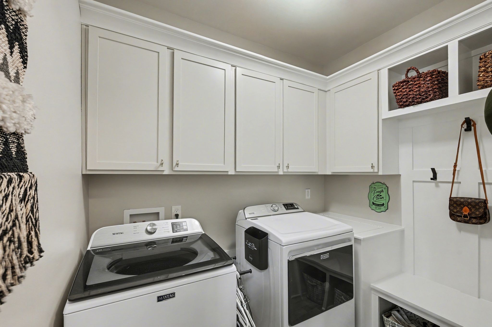 123 Hayfield Ct