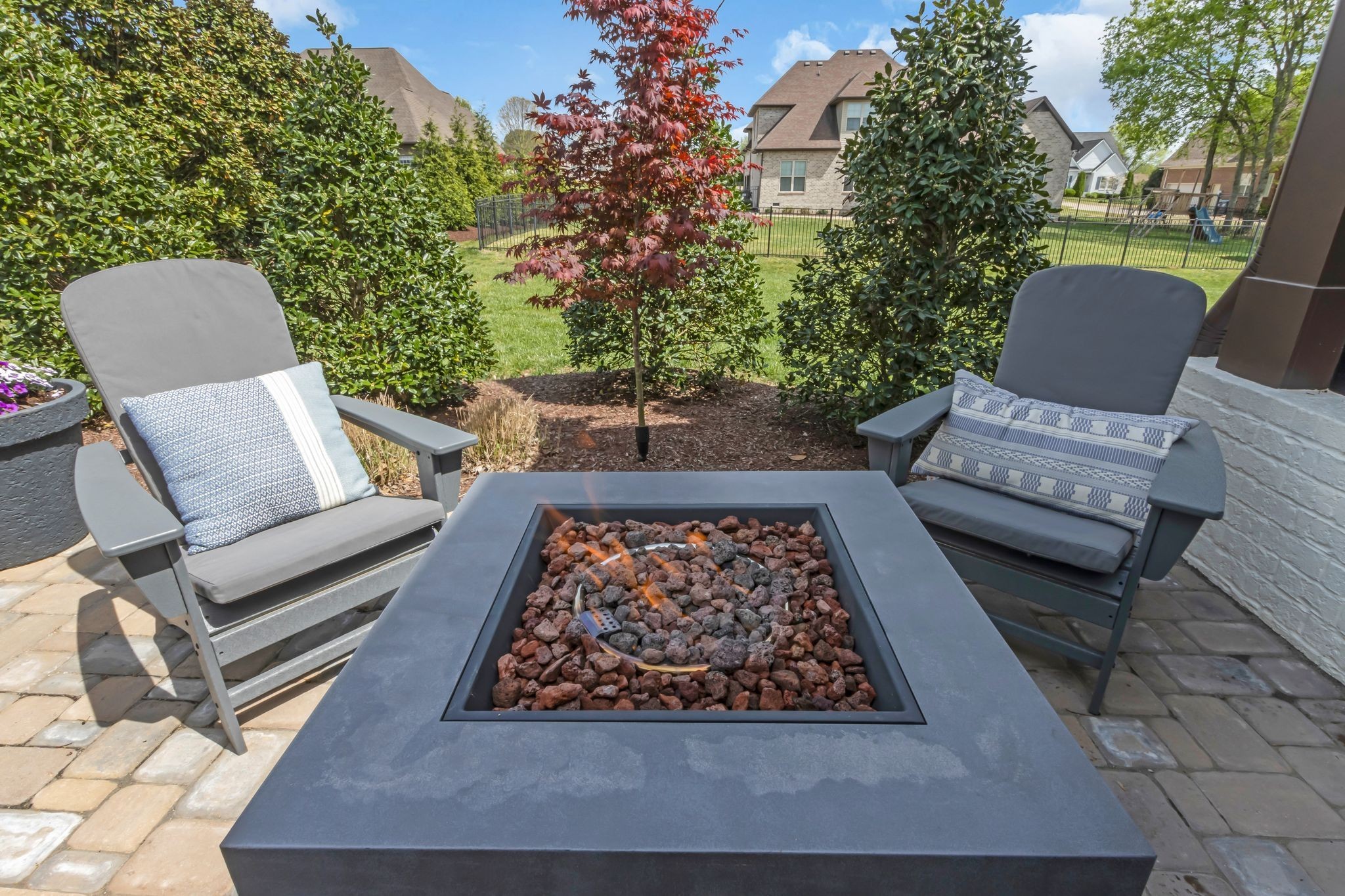 123 Hayfield Ct