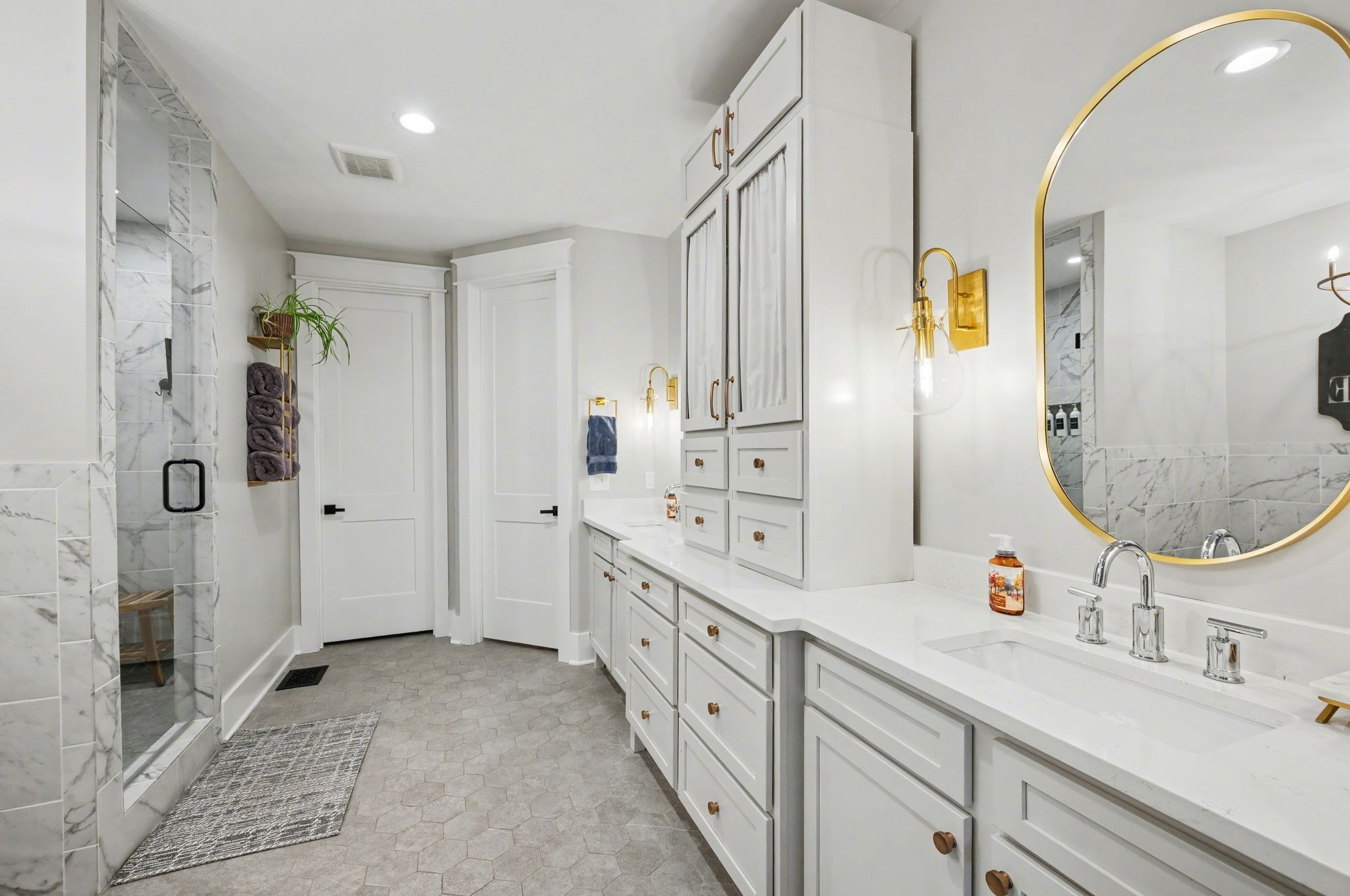 123 Hayfield Ct