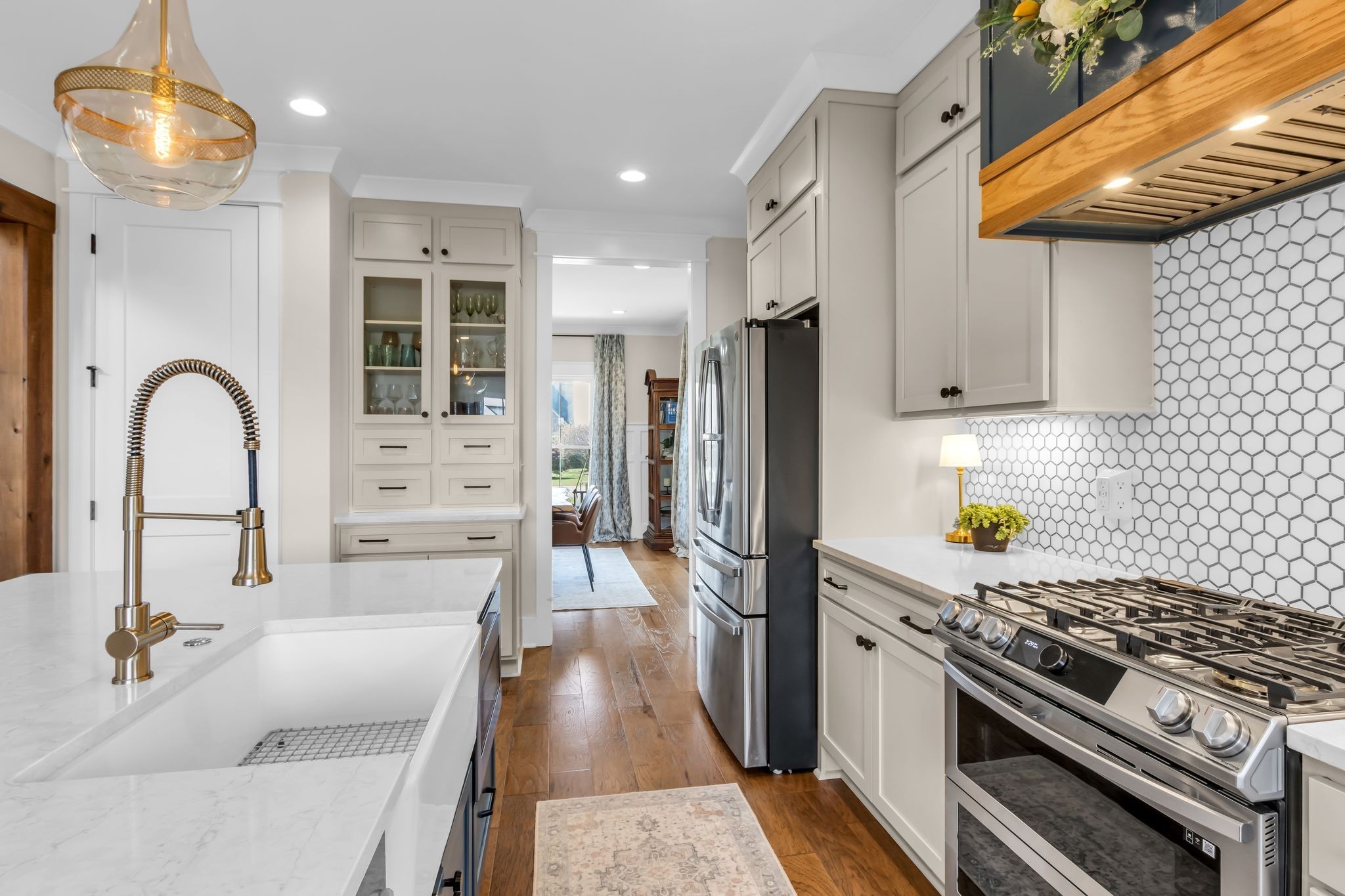123 Hayfield Ct