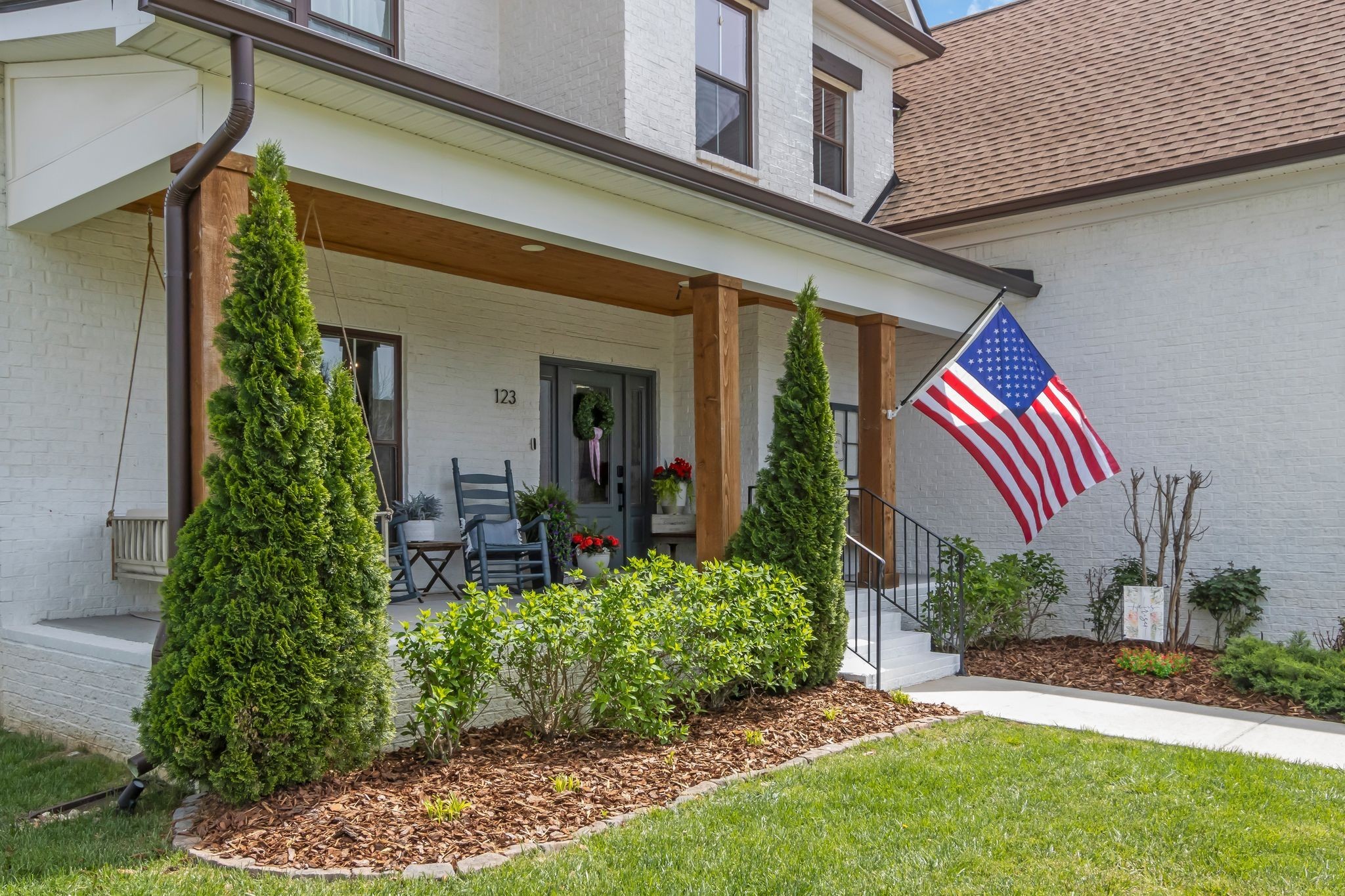 123 Hayfield Ct