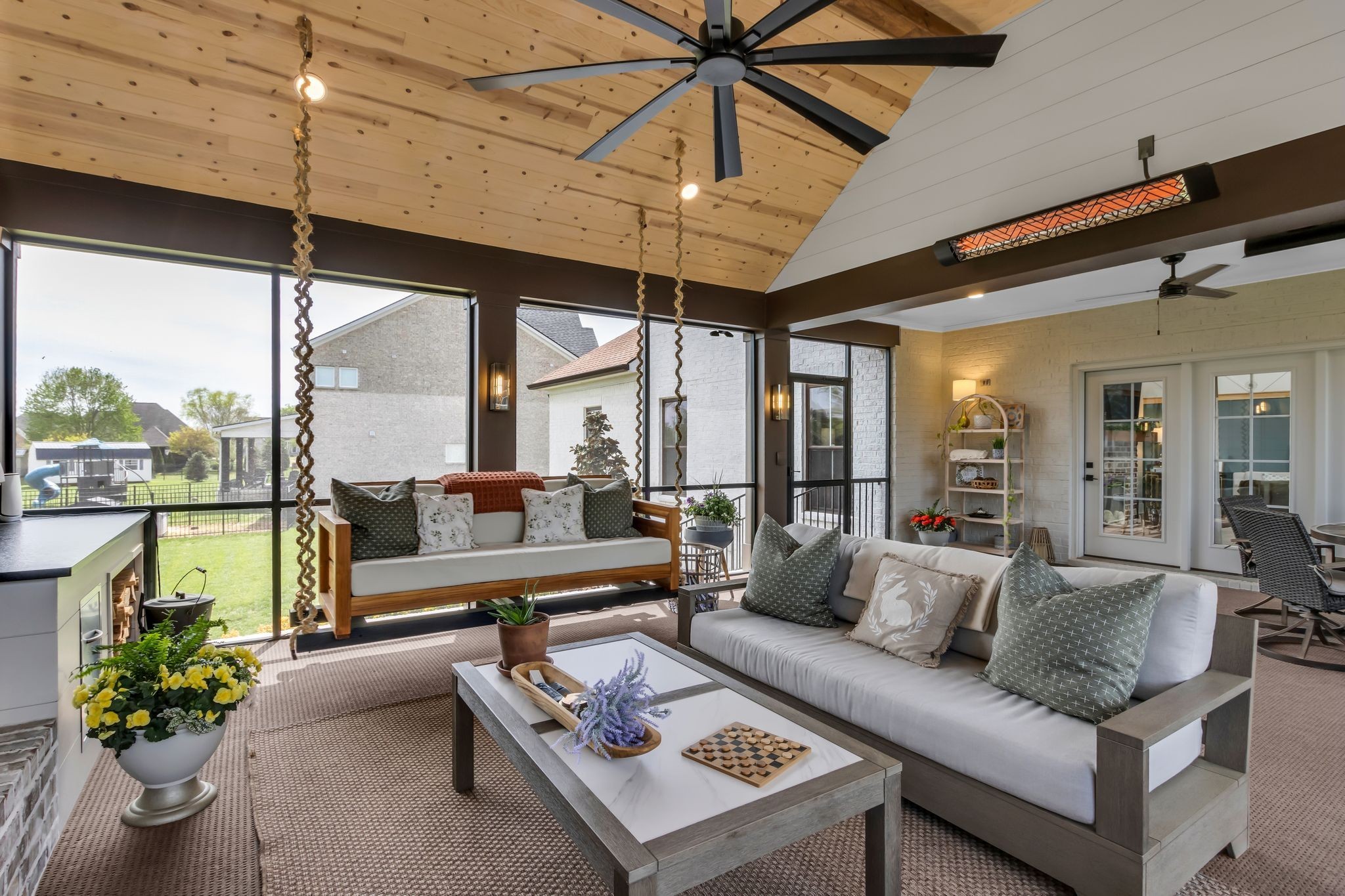 123 Hayfield Ct