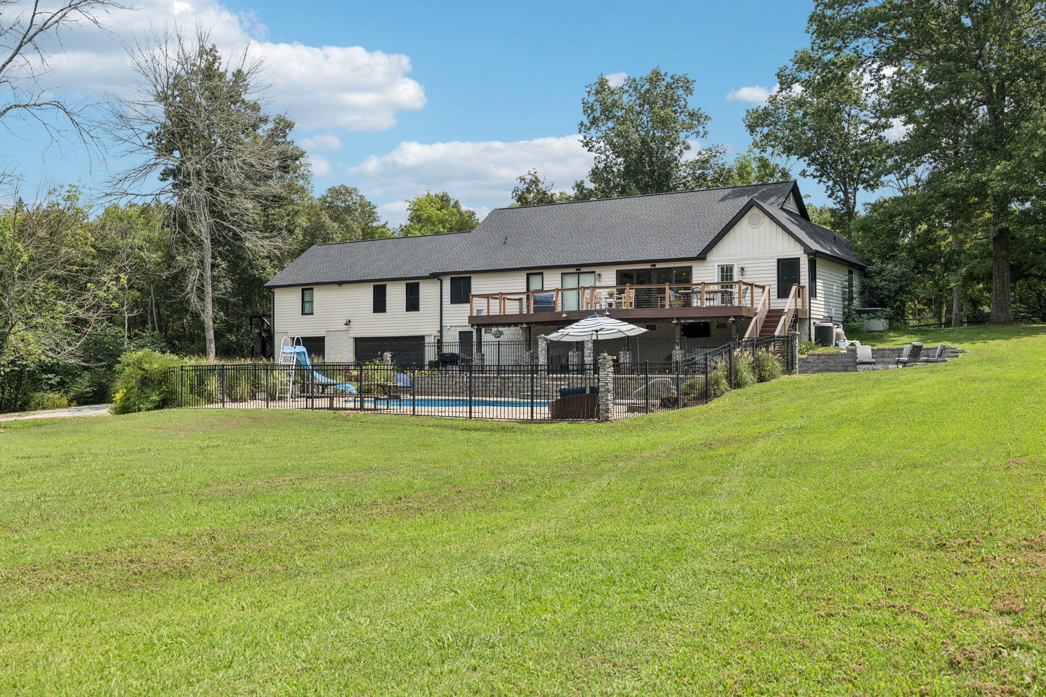 2478 Lewisburg Pike