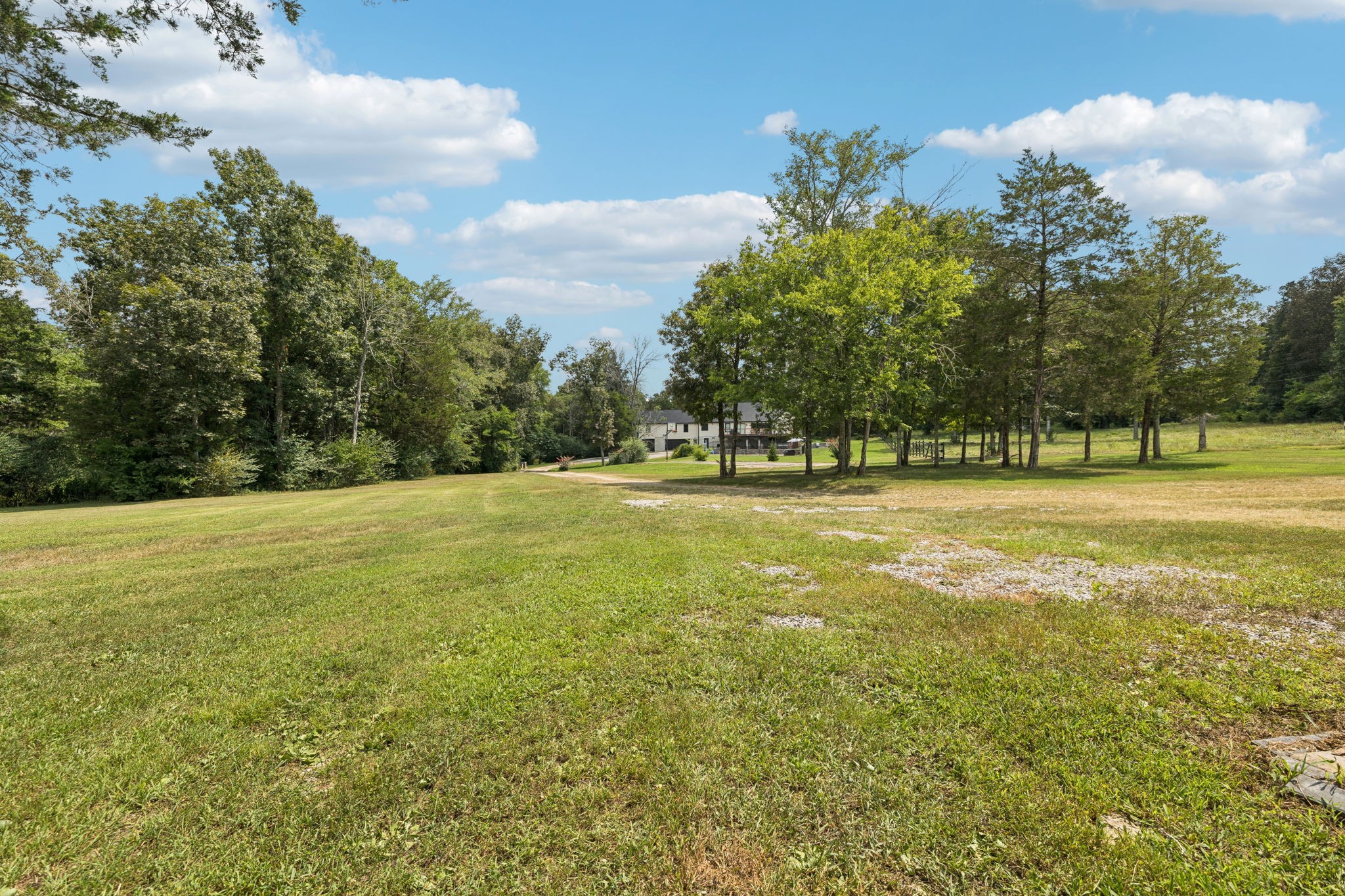 2478 Lewisburg Pike