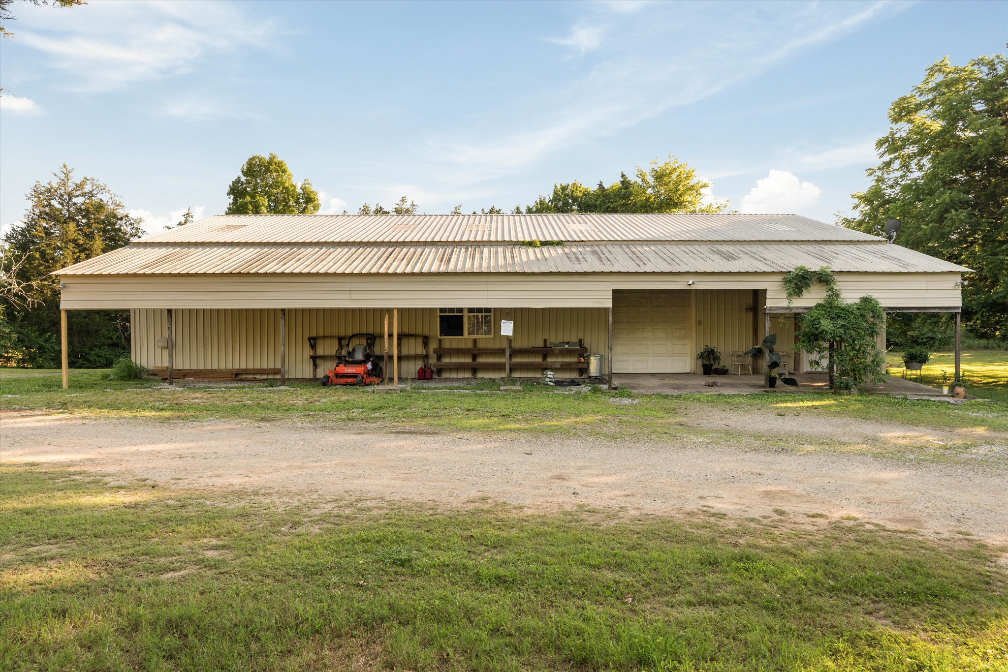 2478 Lewisburg Pike