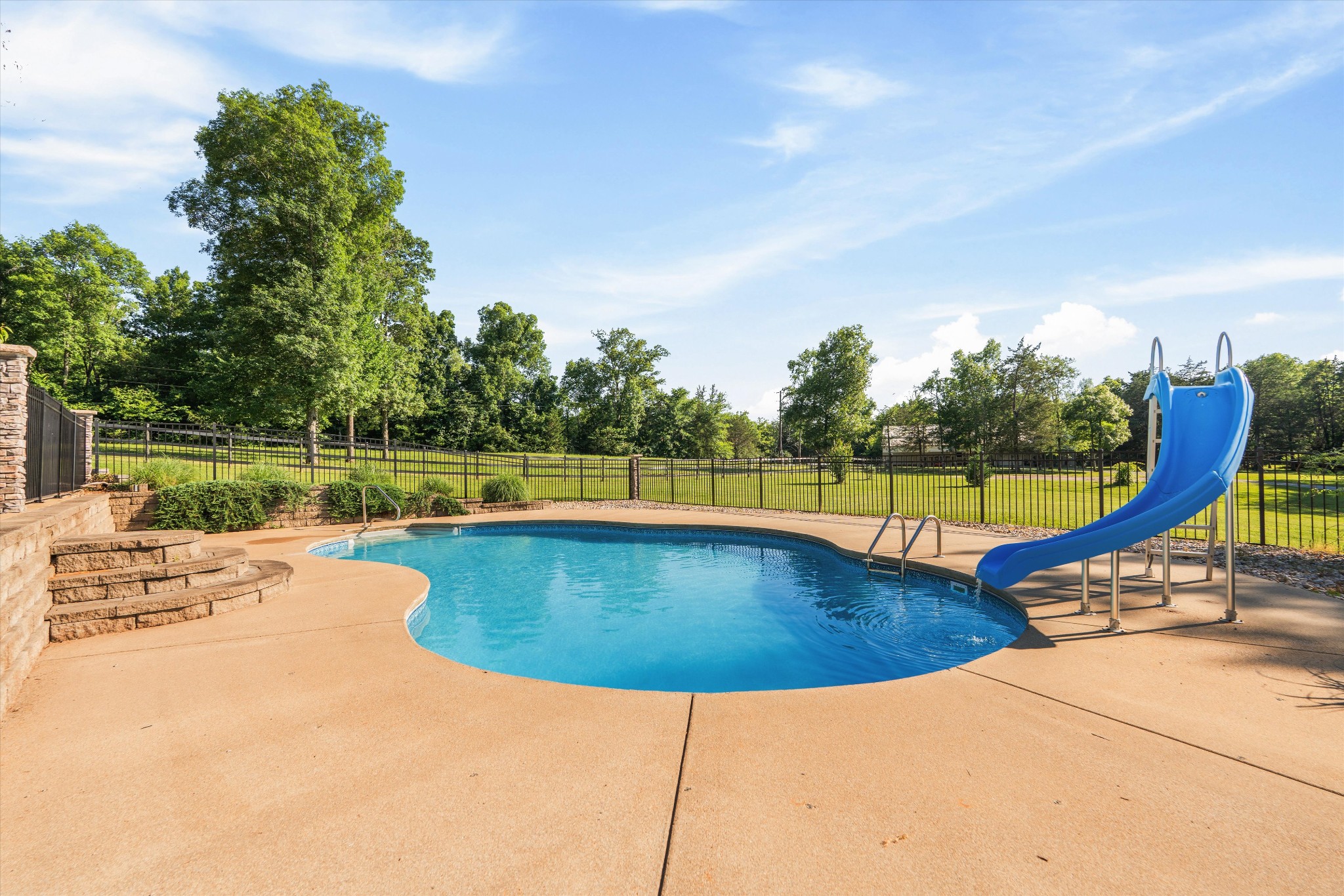 2478 Lewisburg Pike