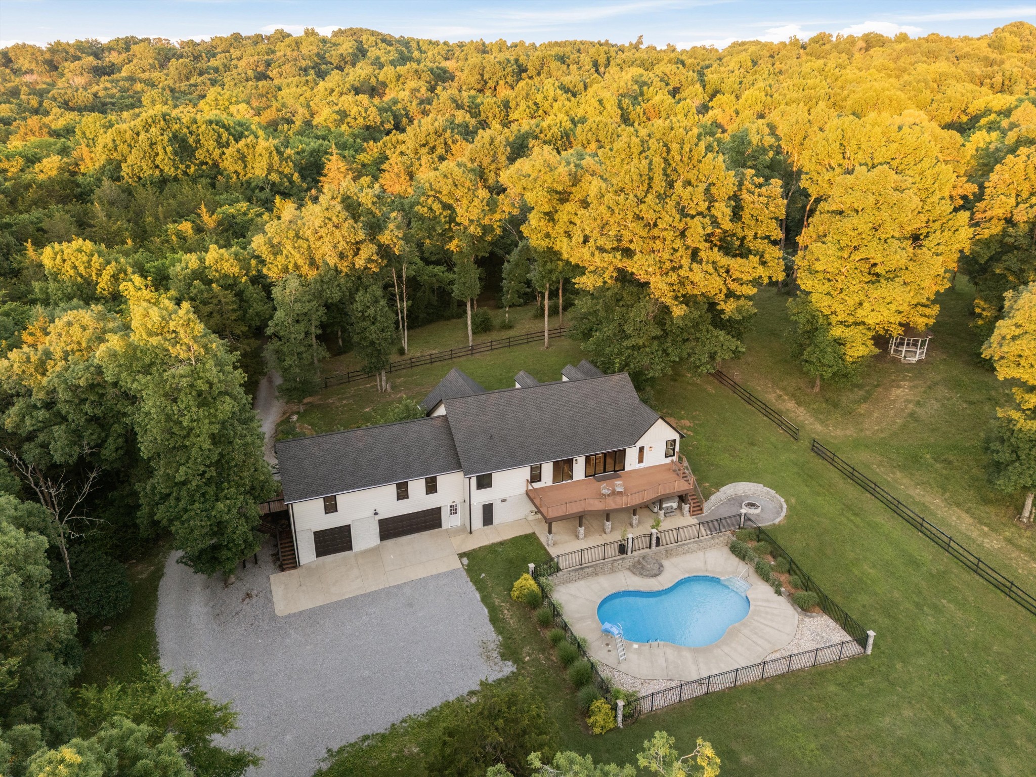 2478 Lewisburg Pike