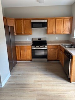 105 4th Ave Unit: 111