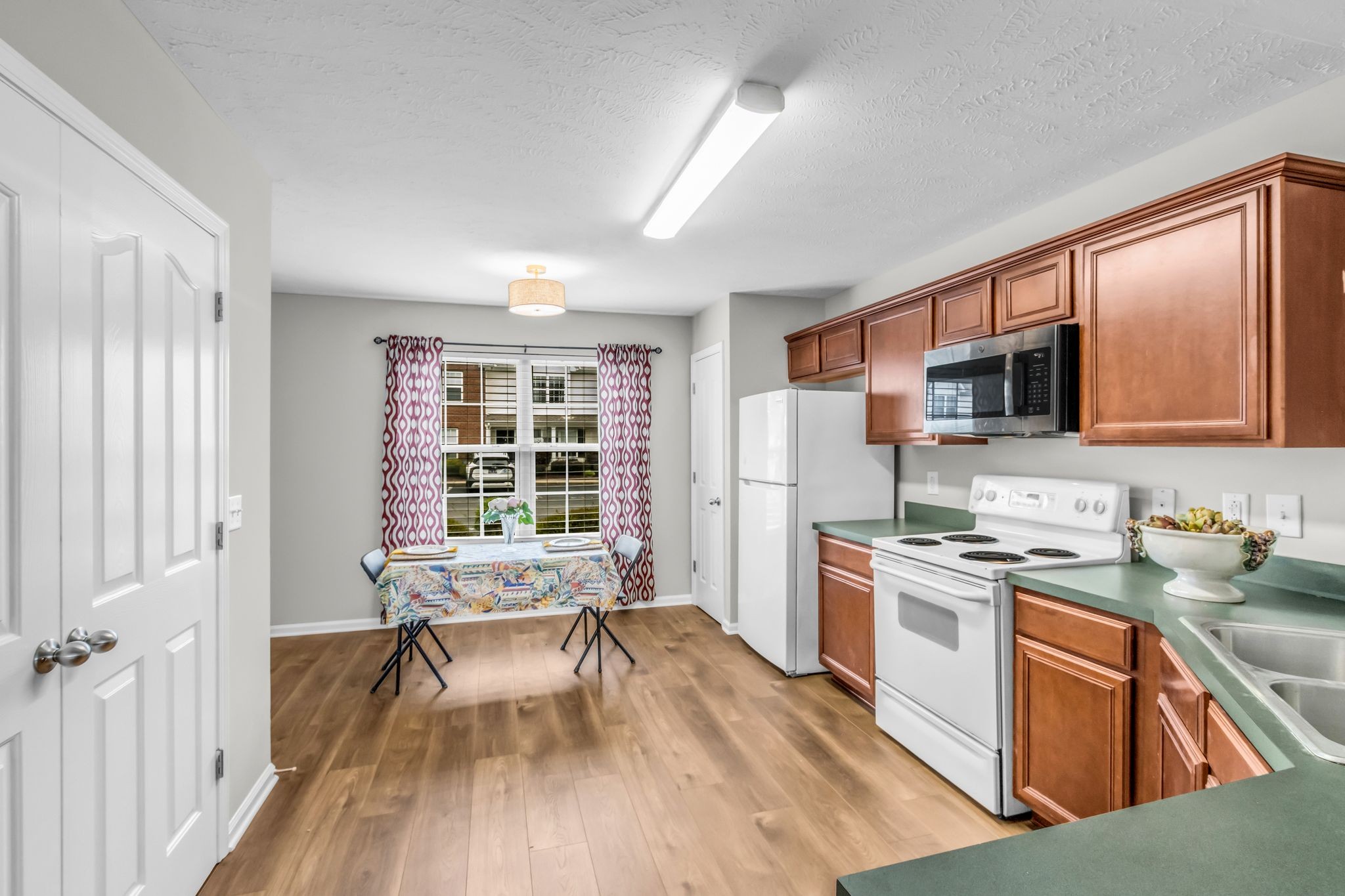 235 Arapaho Dr