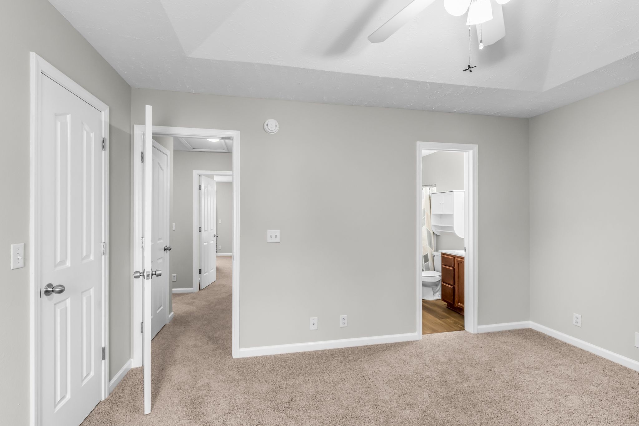 235 Arapaho Dr