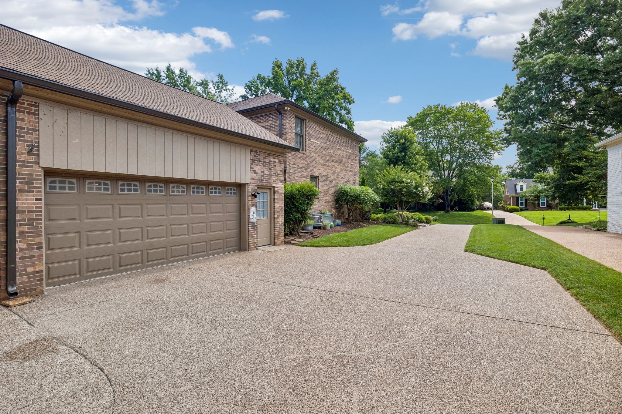 1520 Kinnard Dr