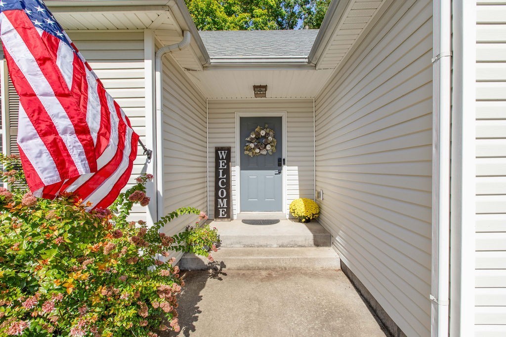 340 Chalet Cir
