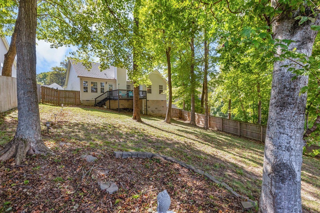 340 Chalet Cir