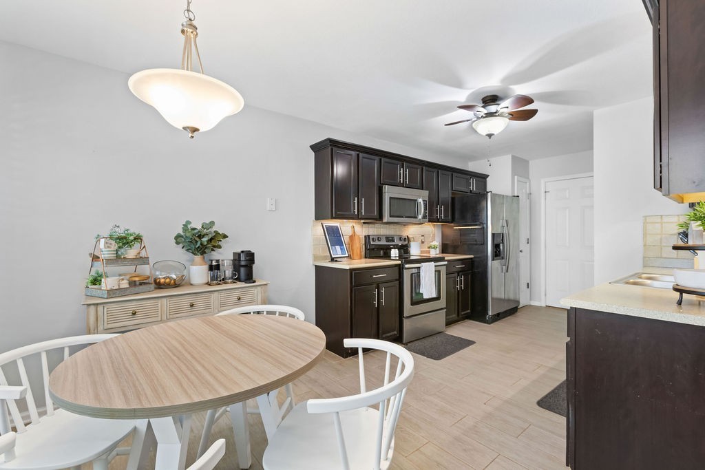 340 Chalet Cir