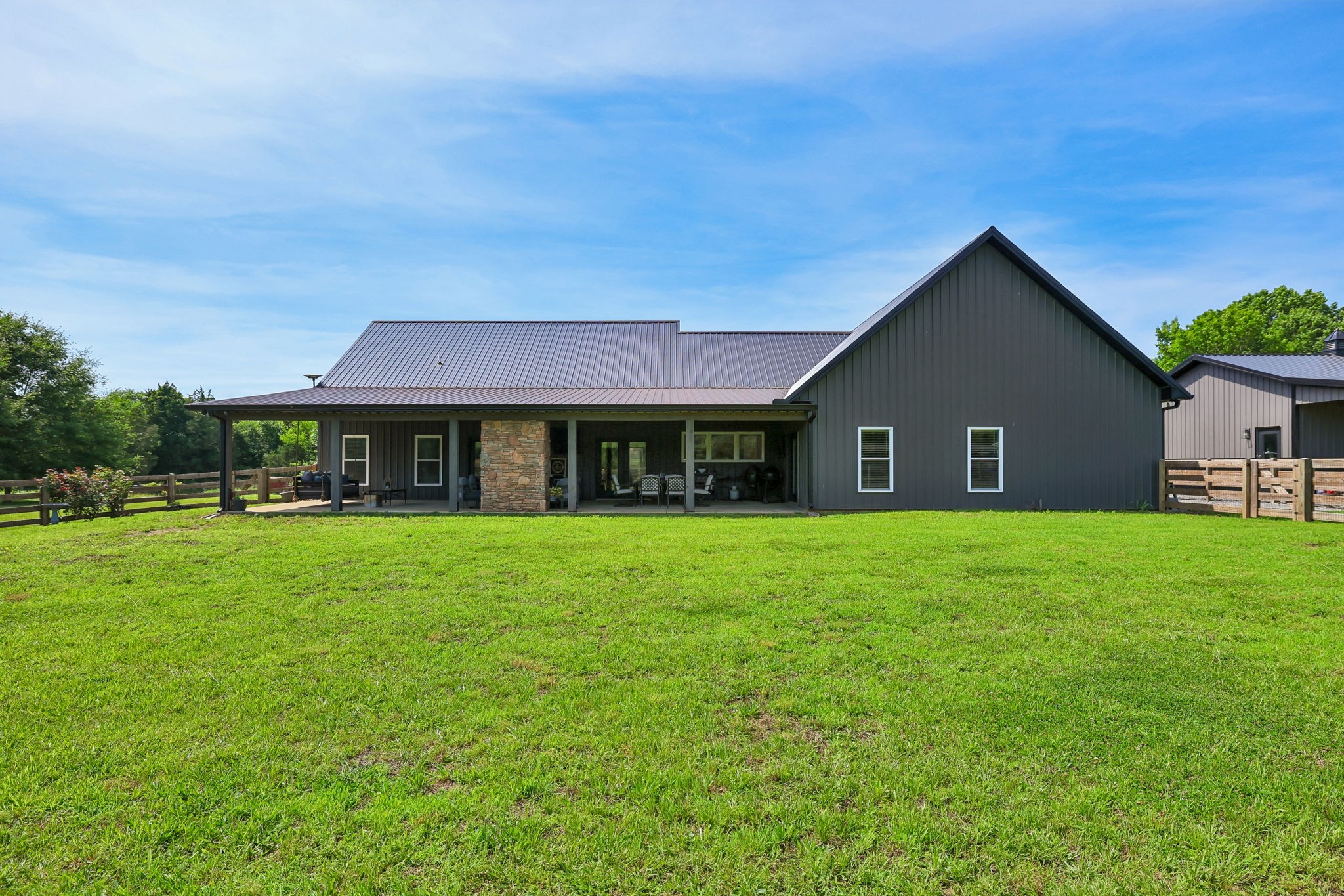 1040 Tate Rd