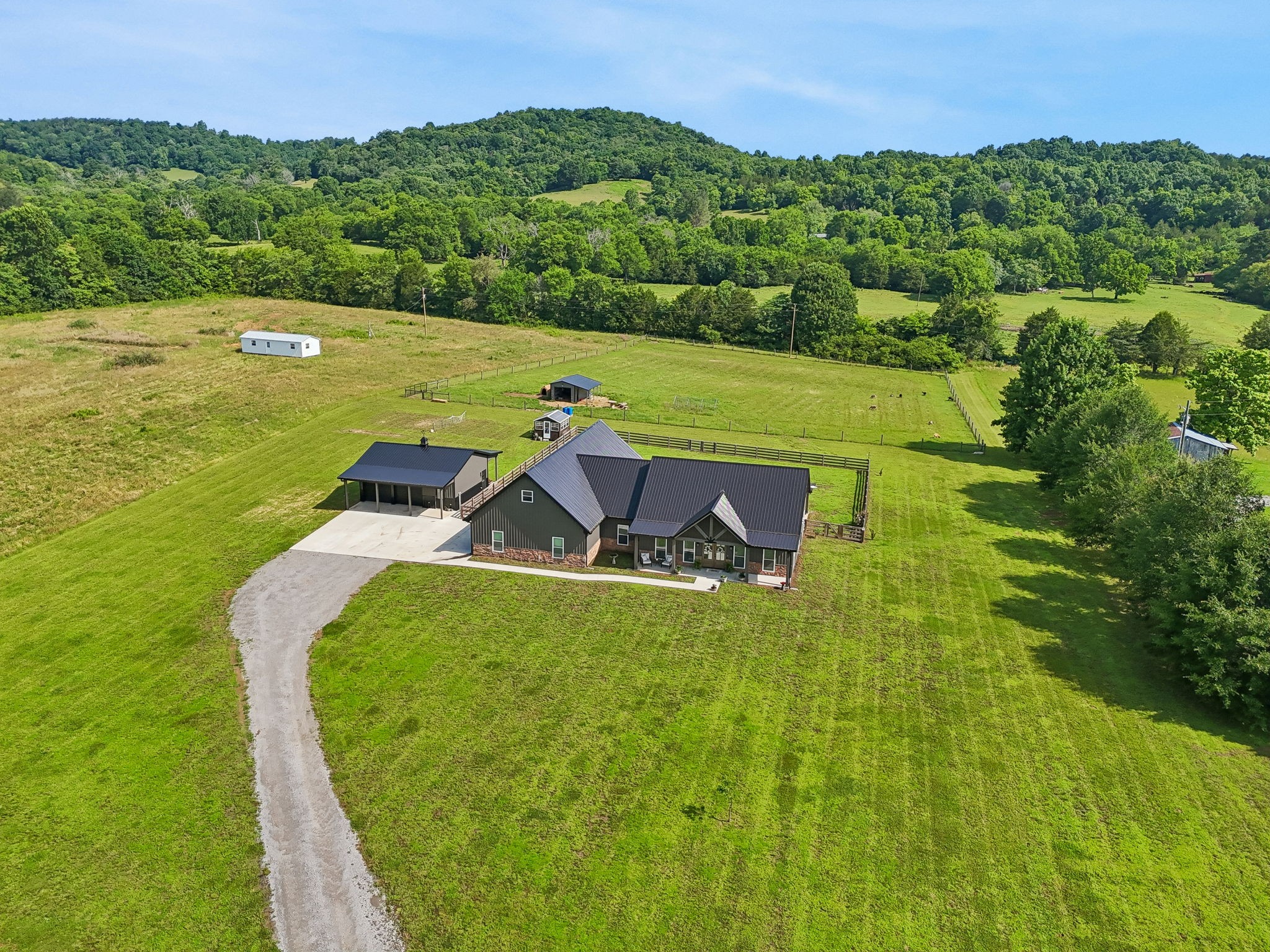 1040 Tate Rd