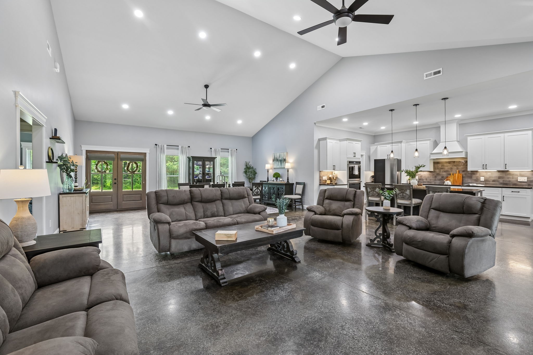 1040 Tate Rd
