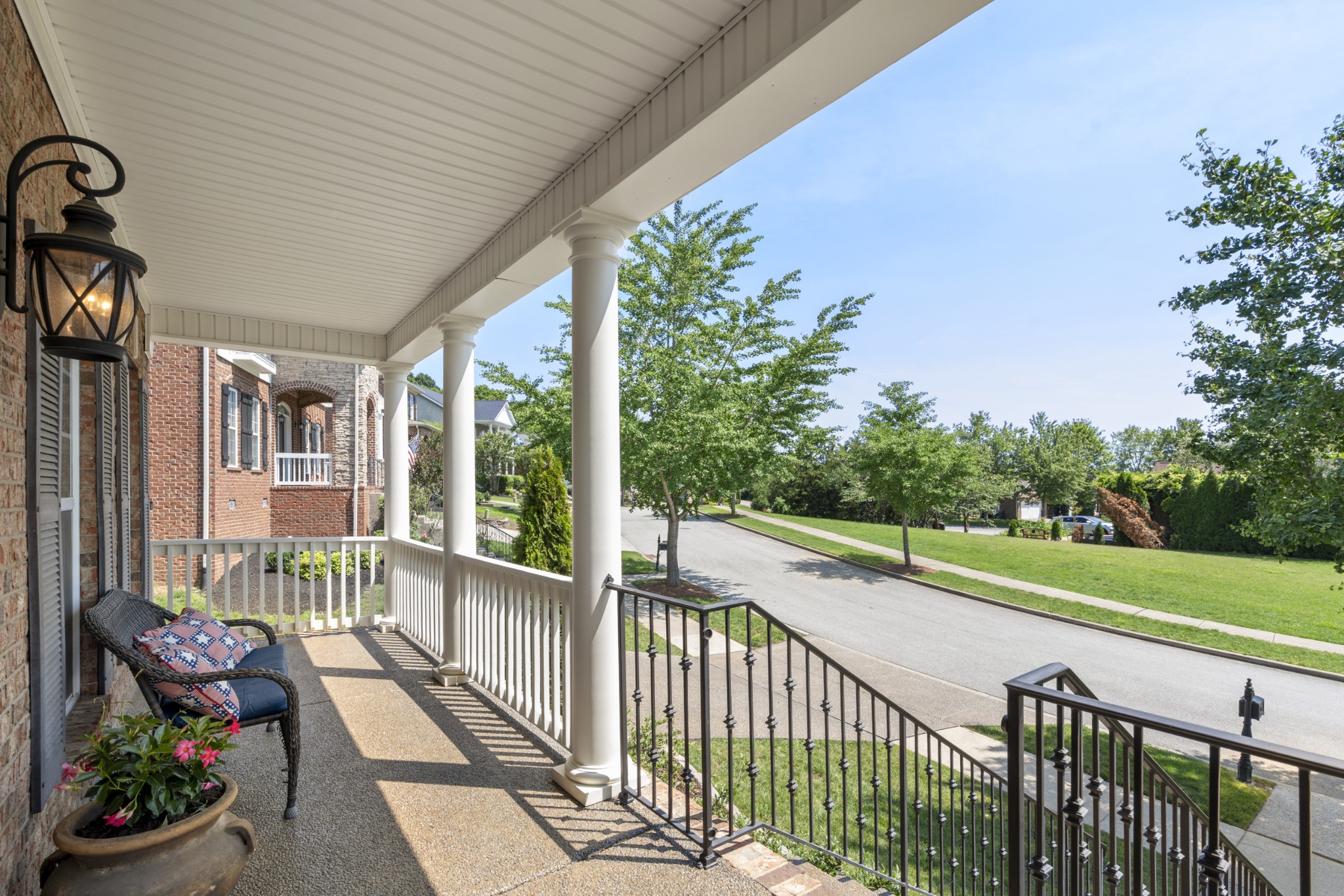 327 Wandering Cir