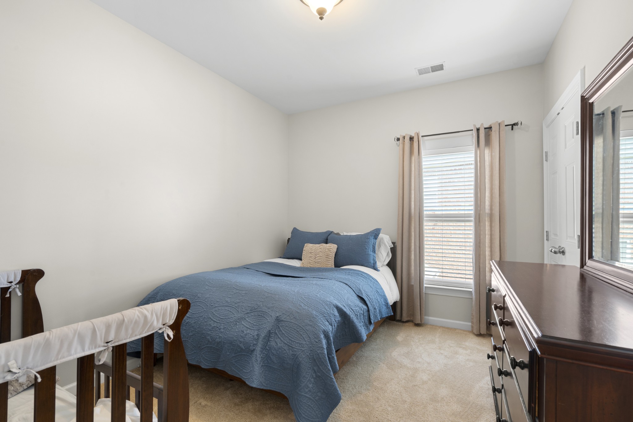 327 Wandering Cir