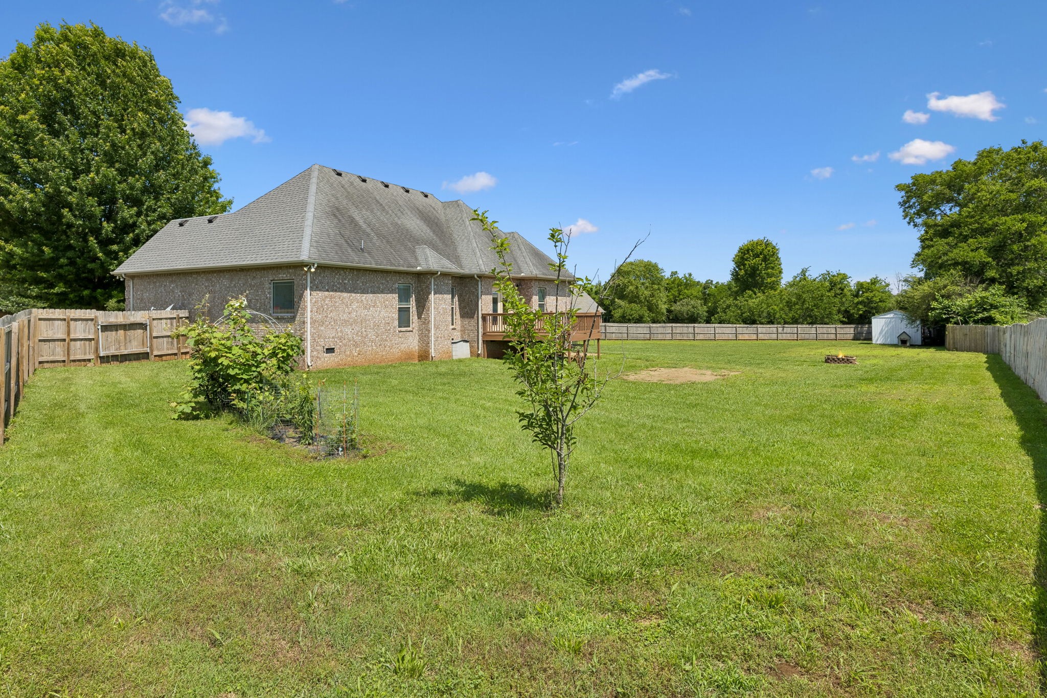 120 Oak Knoll Court