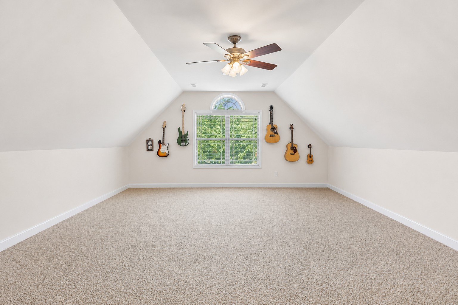 120 Oak Knoll Court