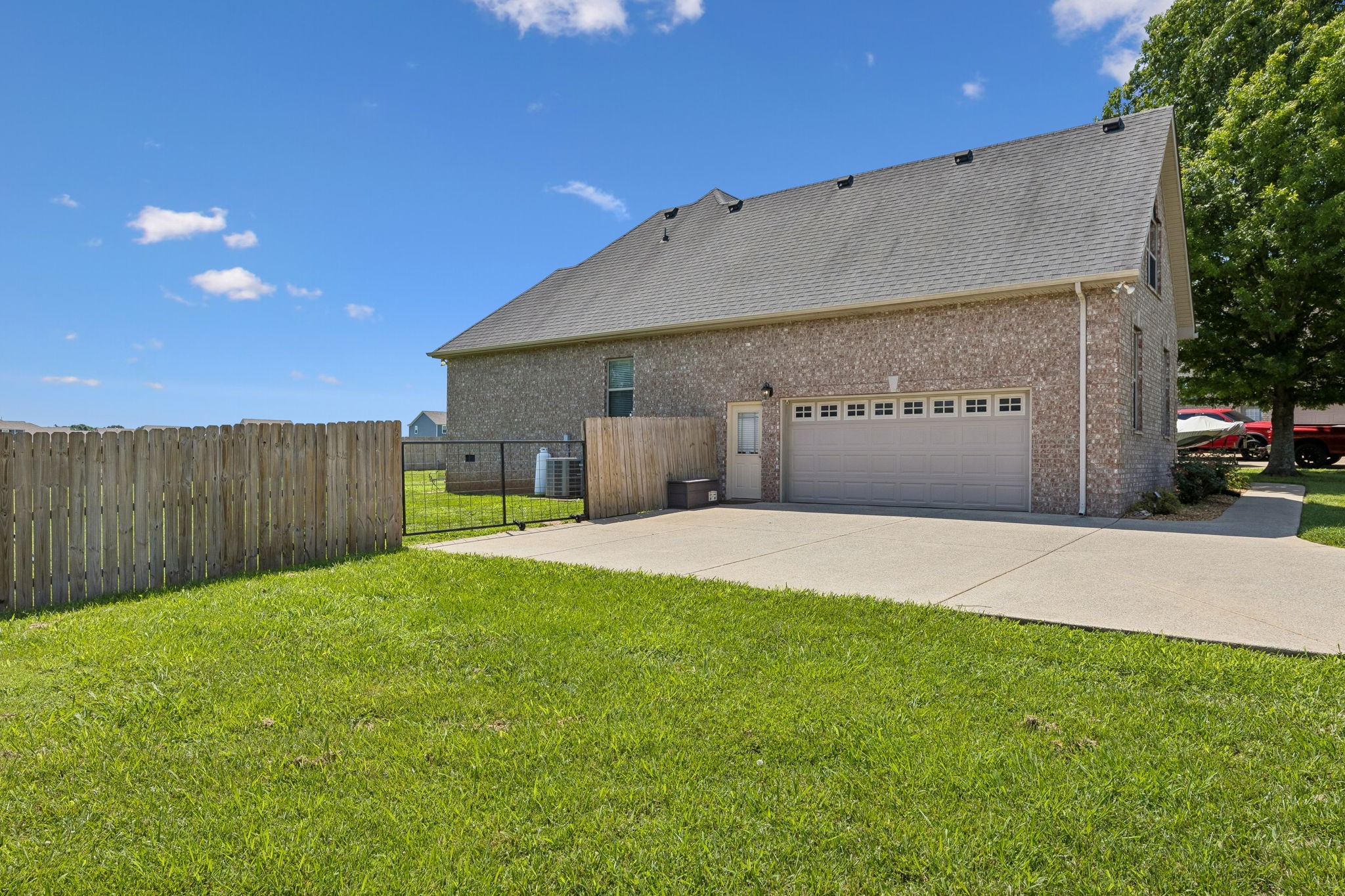 120 Oak Knoll Court