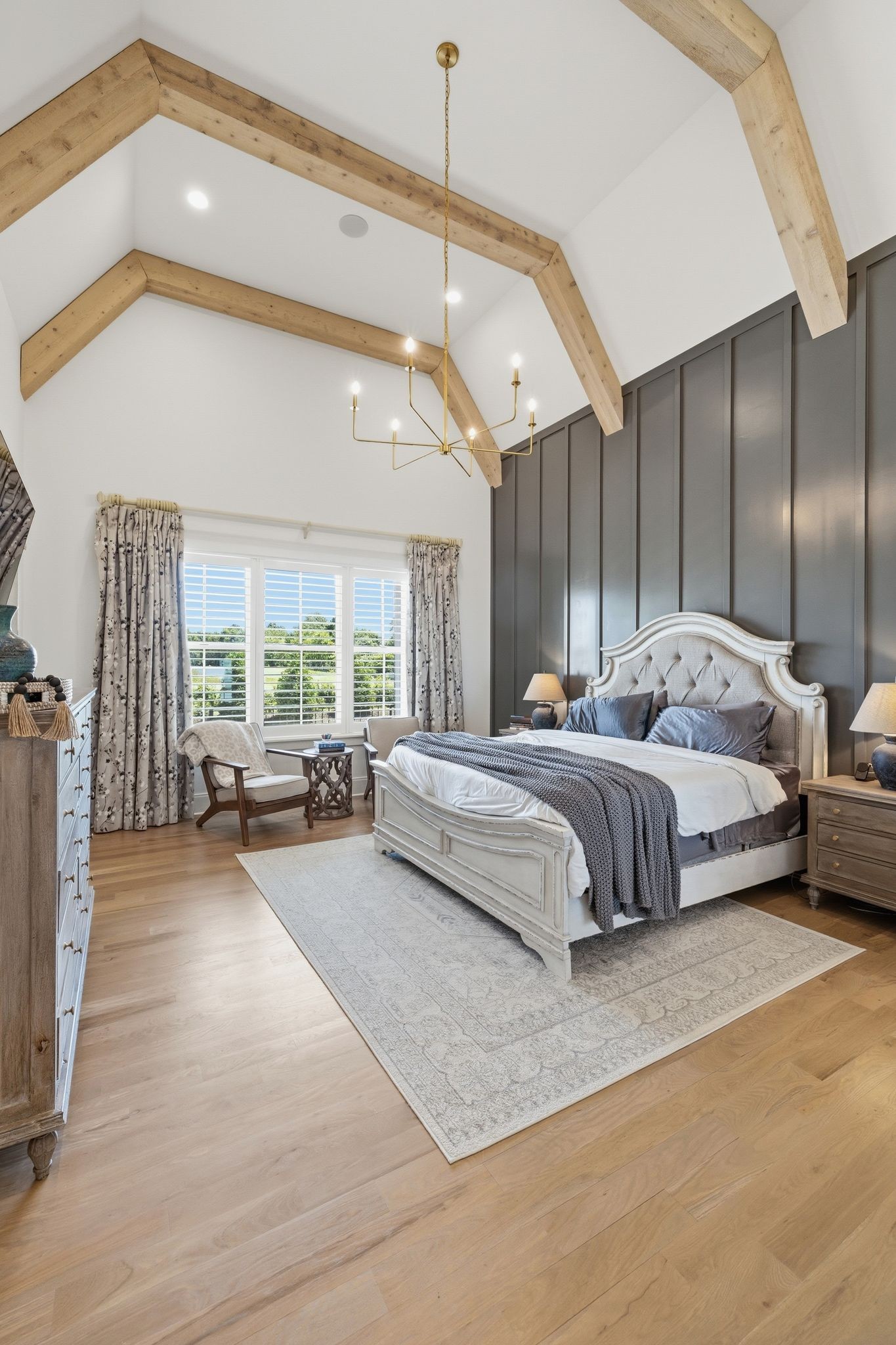 1733 Rigsby Ave